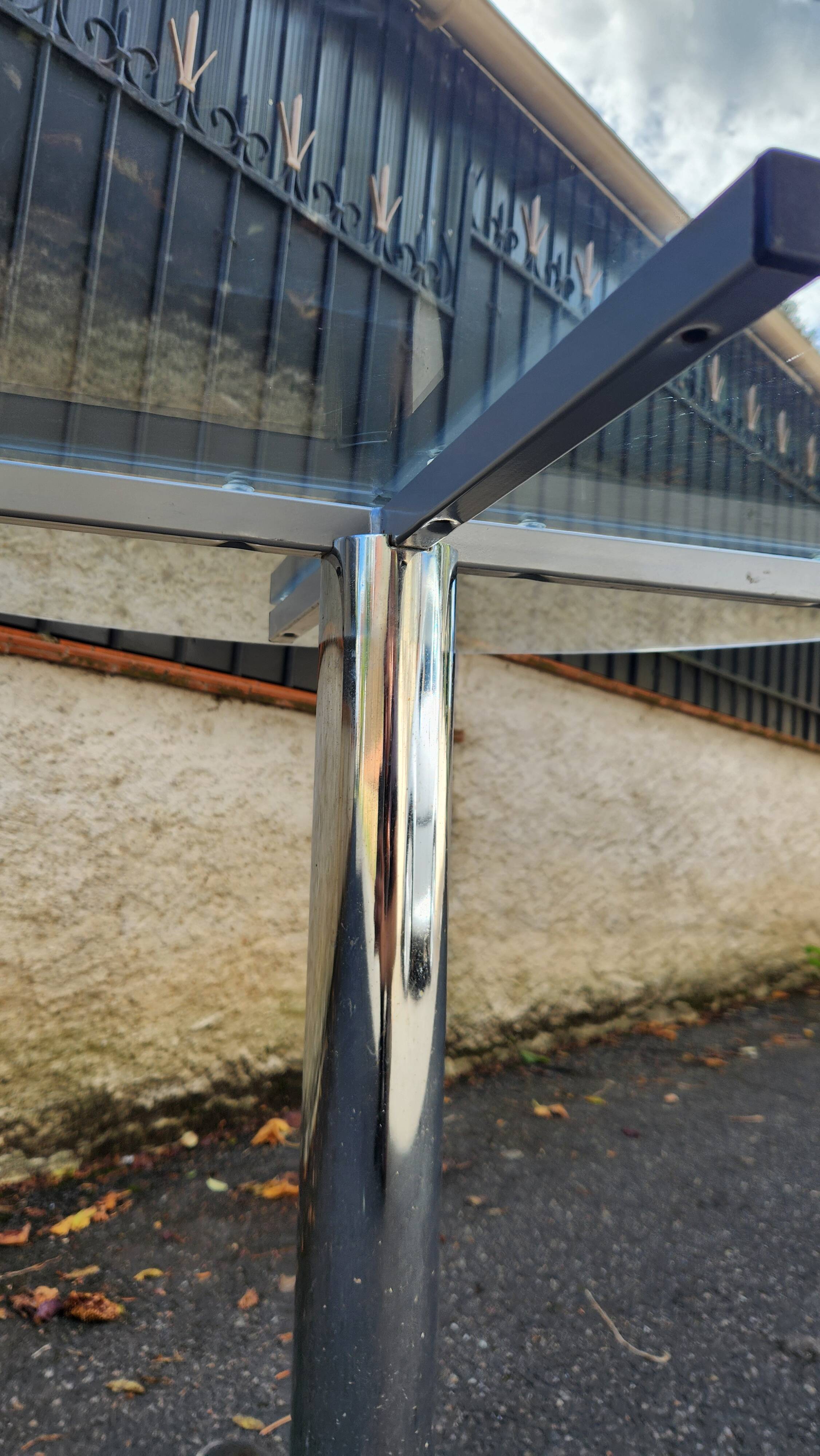 Chrome table with glass dining top from the 1980s.