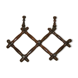 Vintage wall rack with braces