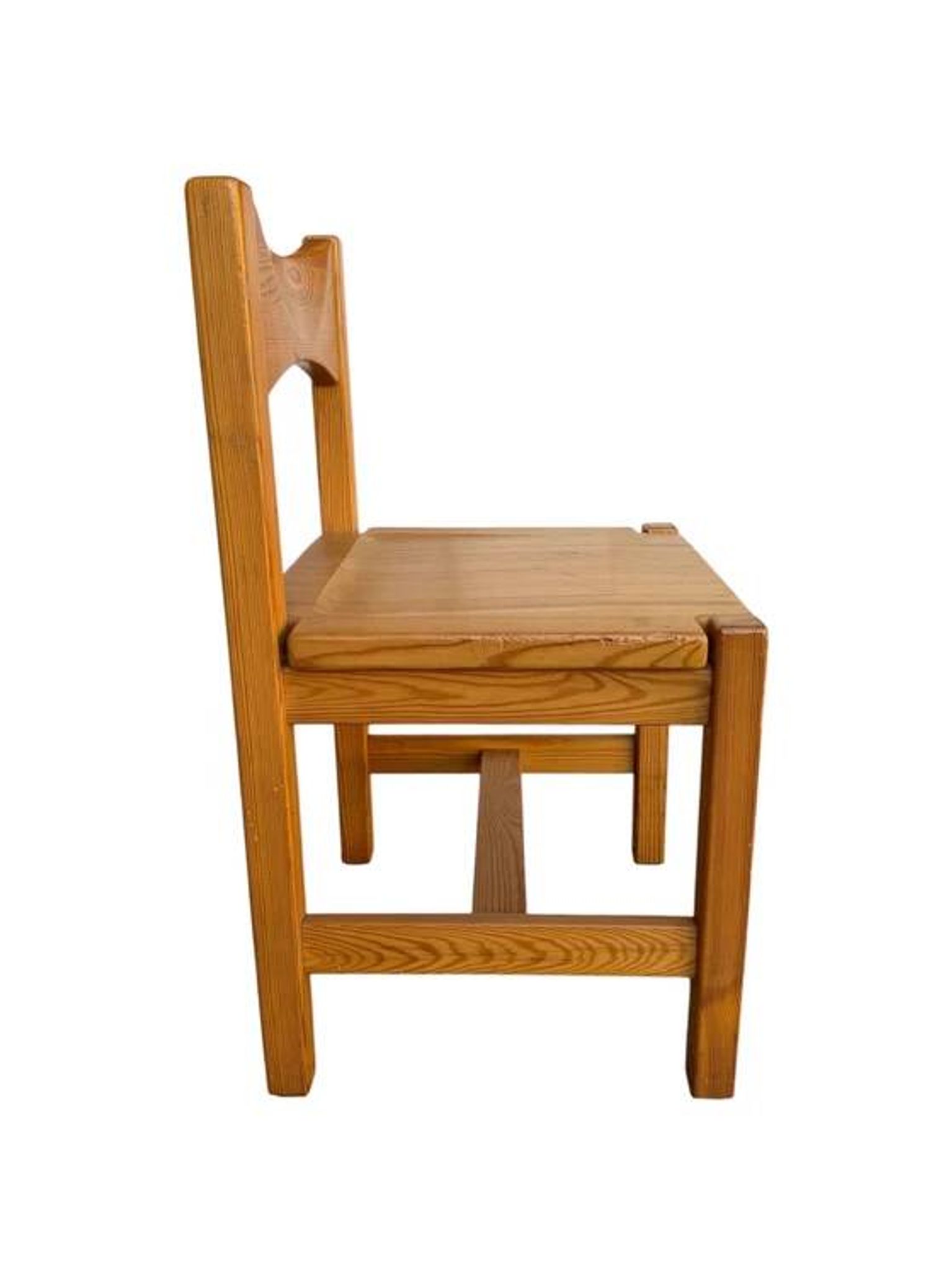 Ilmari Tapiovaara chair in Hongisto pine for Laukaan Puu, Finland, 1960s.