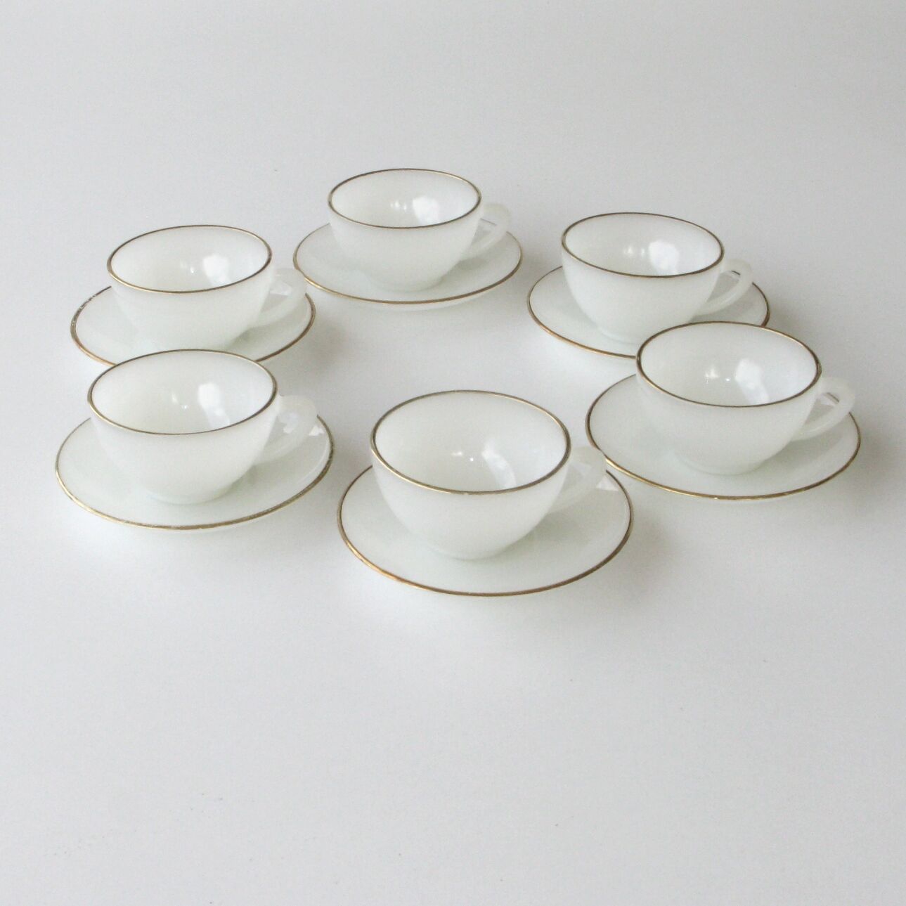 White opaline coffee service 6 cups and 6 under cups - Arcopal