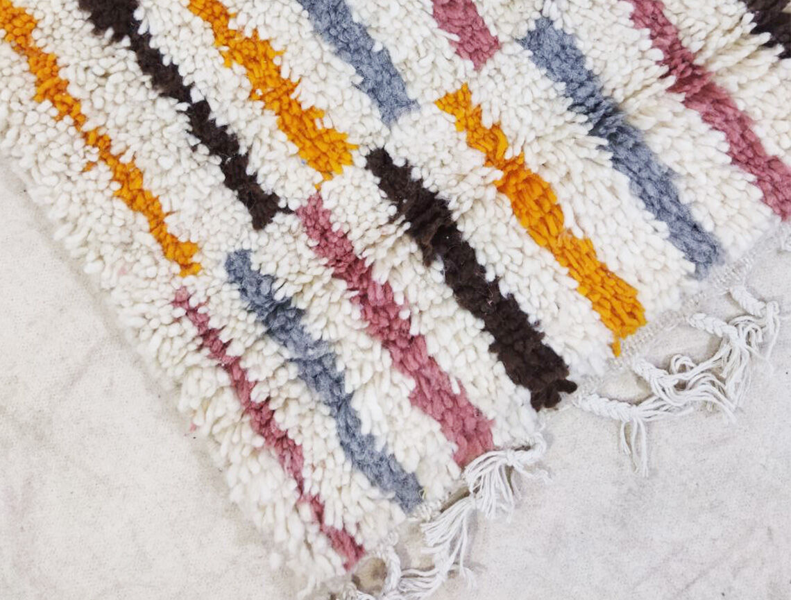 Moroccan berber carpet 273x154cm