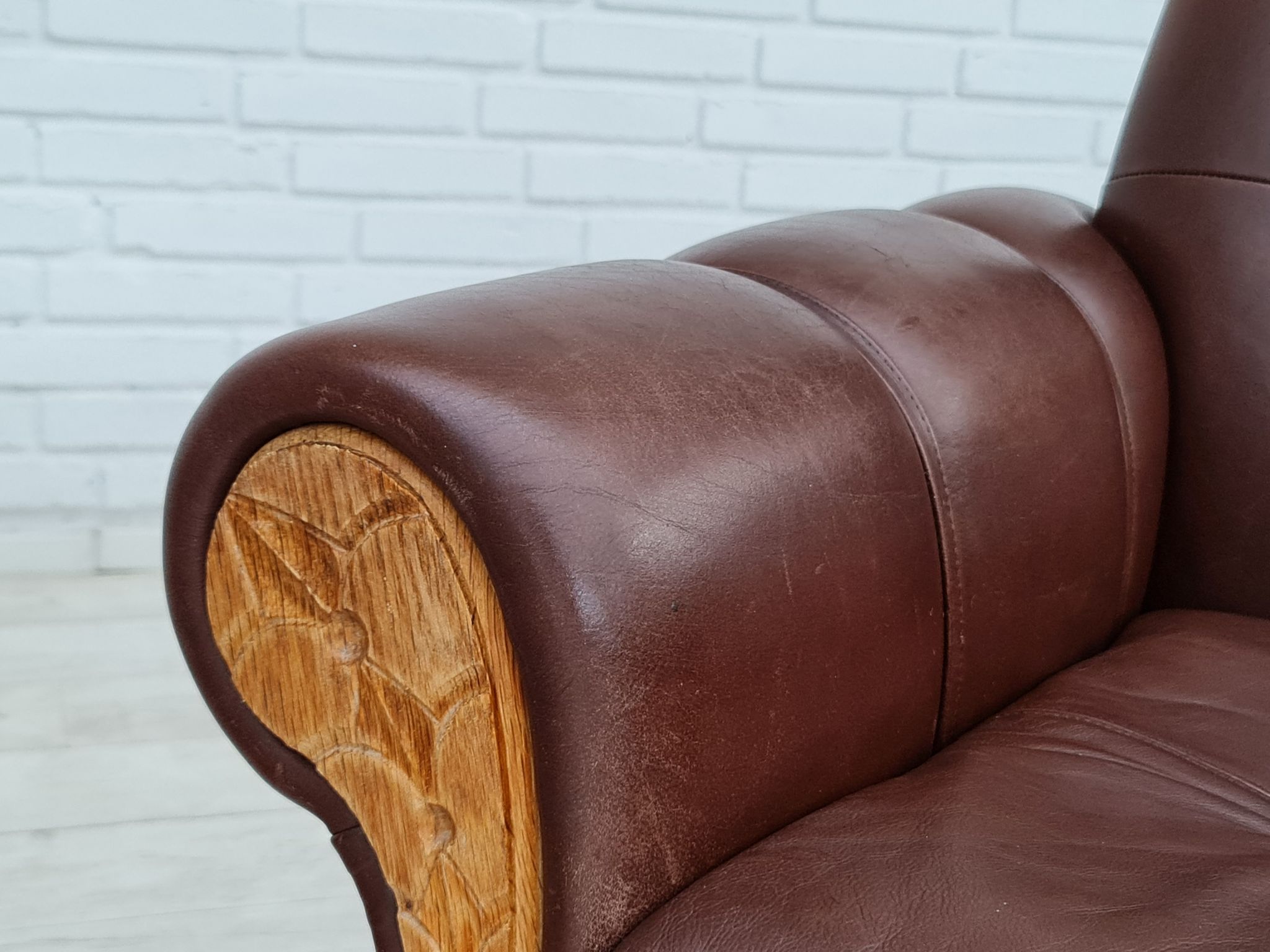 Fauteuil danois vintage, années 1970, cuir, bois de chêne