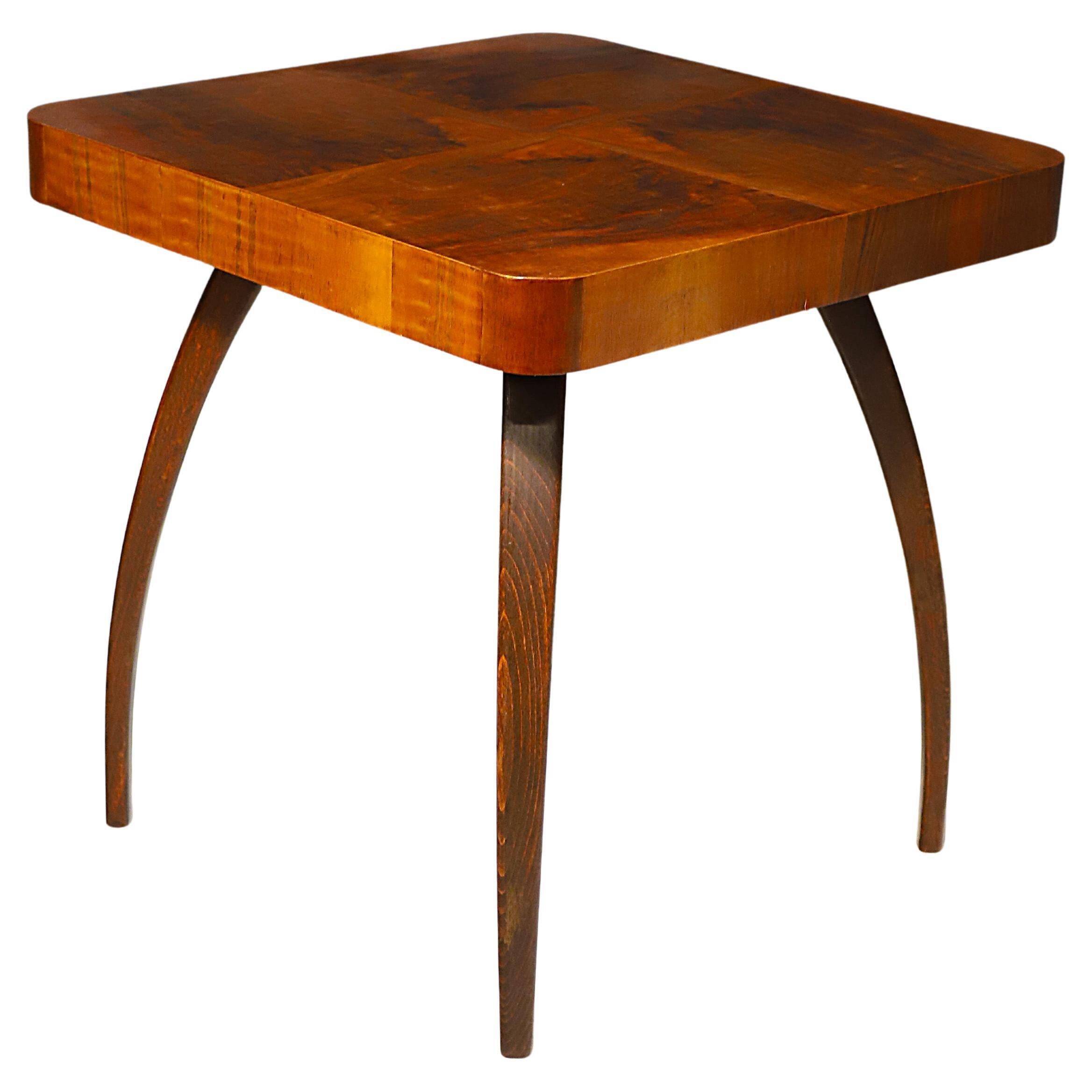 Fully renovated Spider table H 259 by Jindřich Halabala, 1930´s