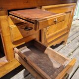 Old low buffet