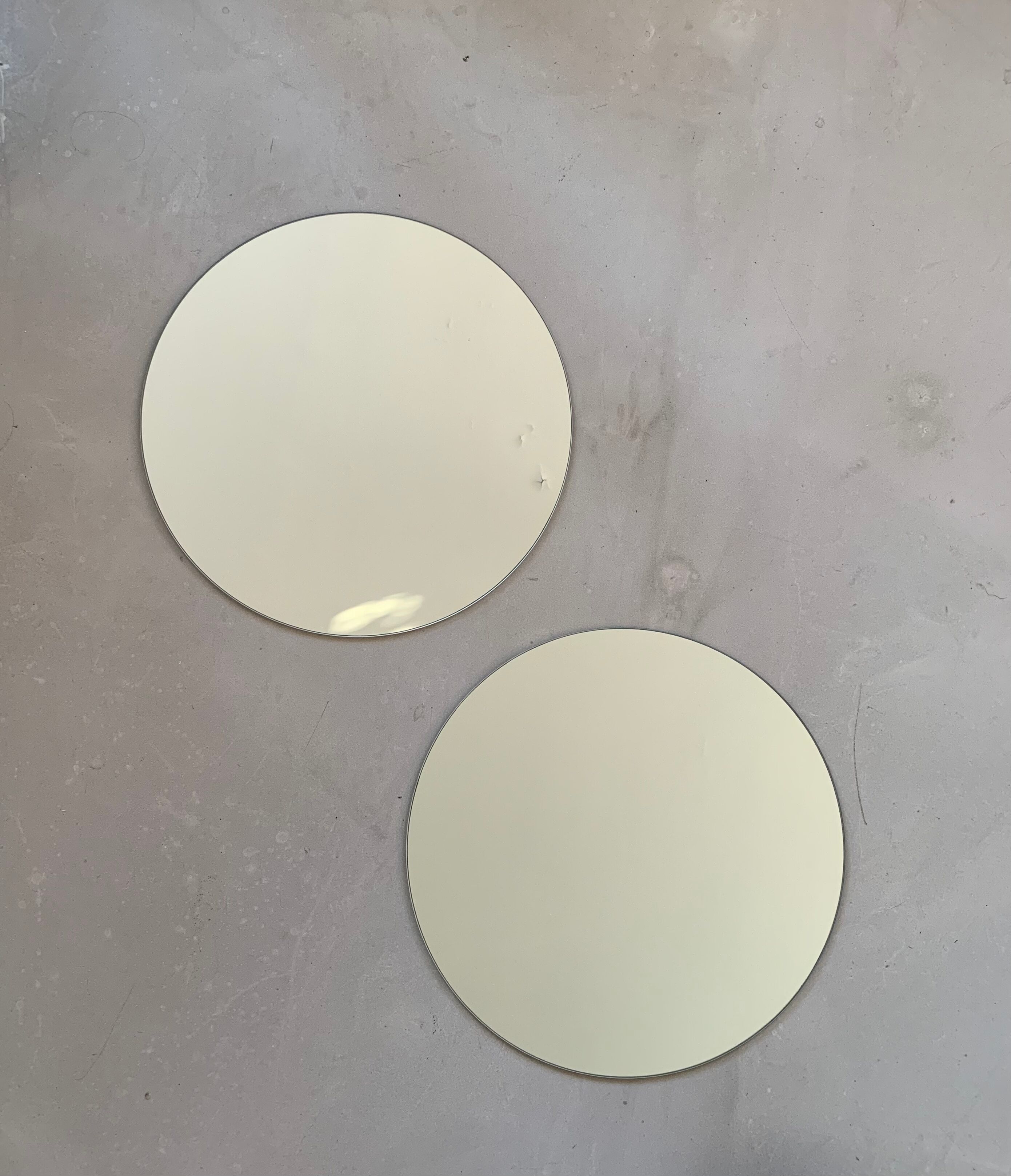 Set of 2 round mirrors D42cm