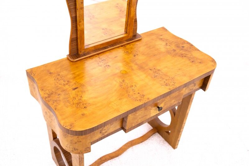 Art Deco dressing table, Poland, mid-20th century. After renovation.
