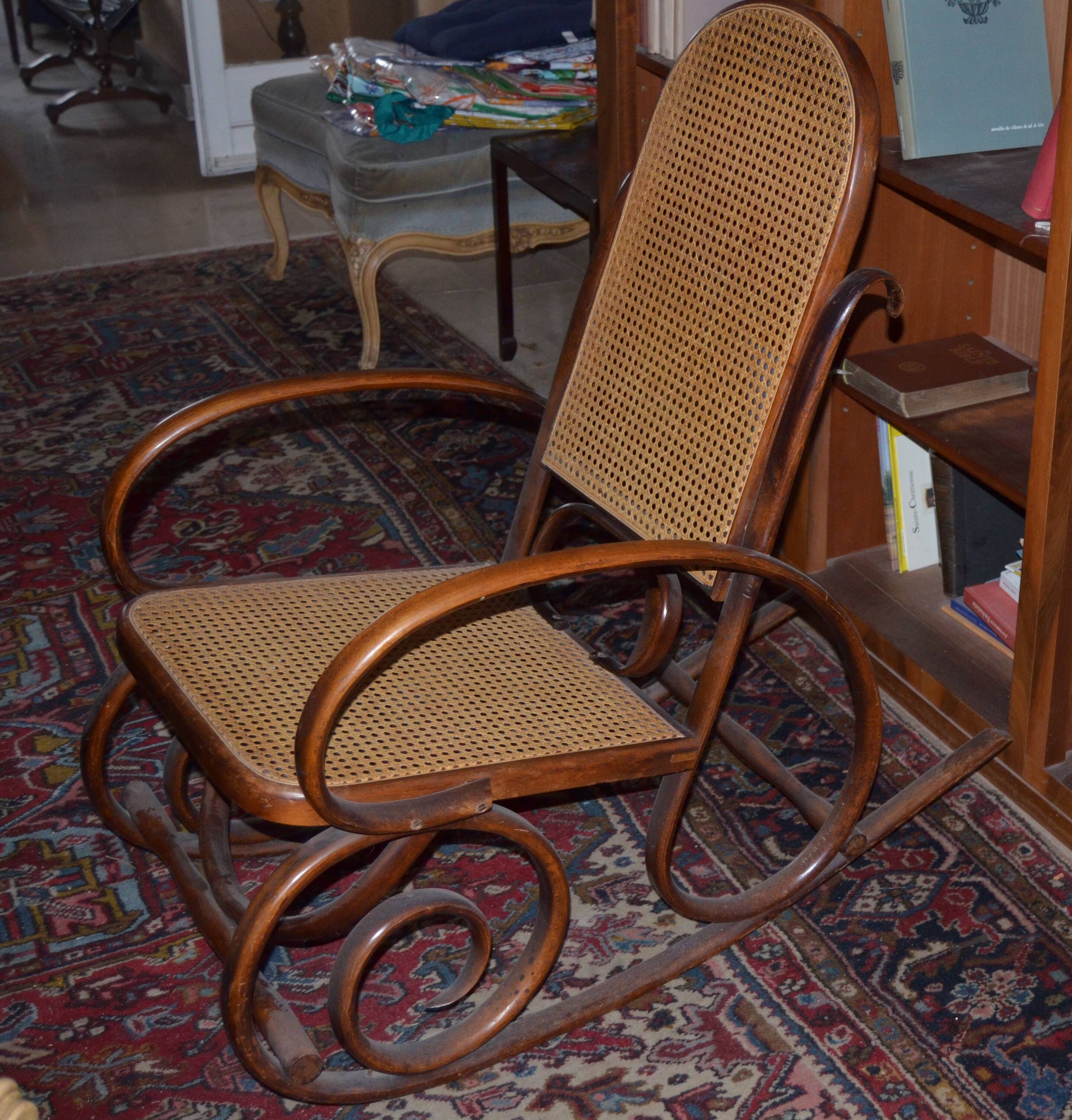 Rocking chair