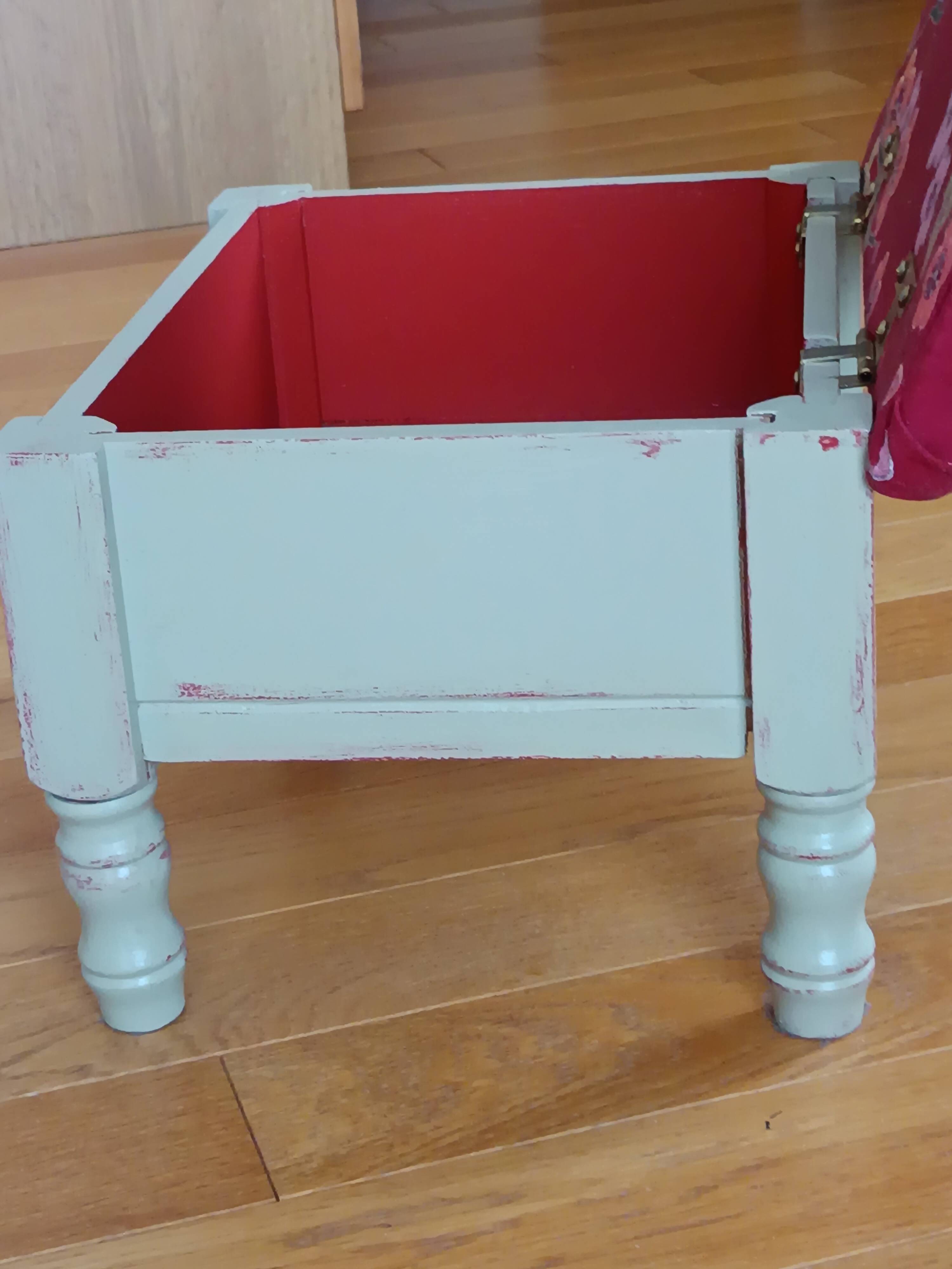 Footrest with storage.