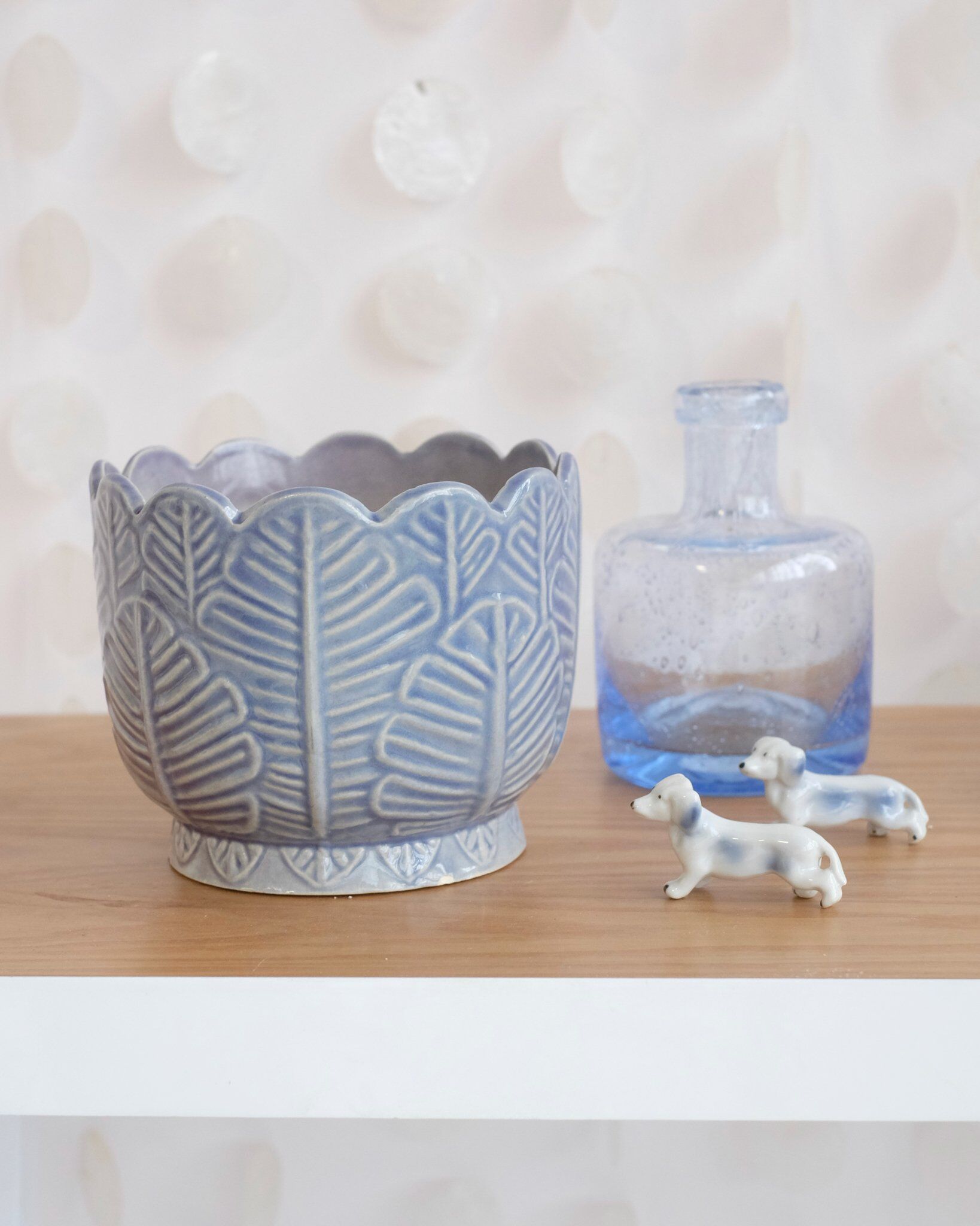 Old pot-pot in dabbling