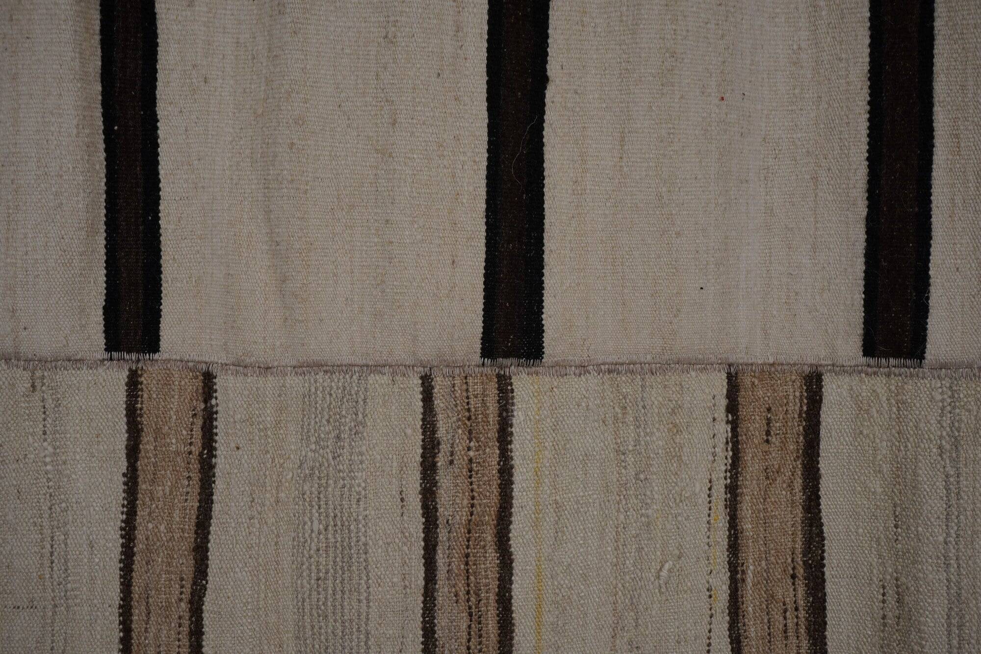 Vintage Turkish kilim handwoven 286x385 cm