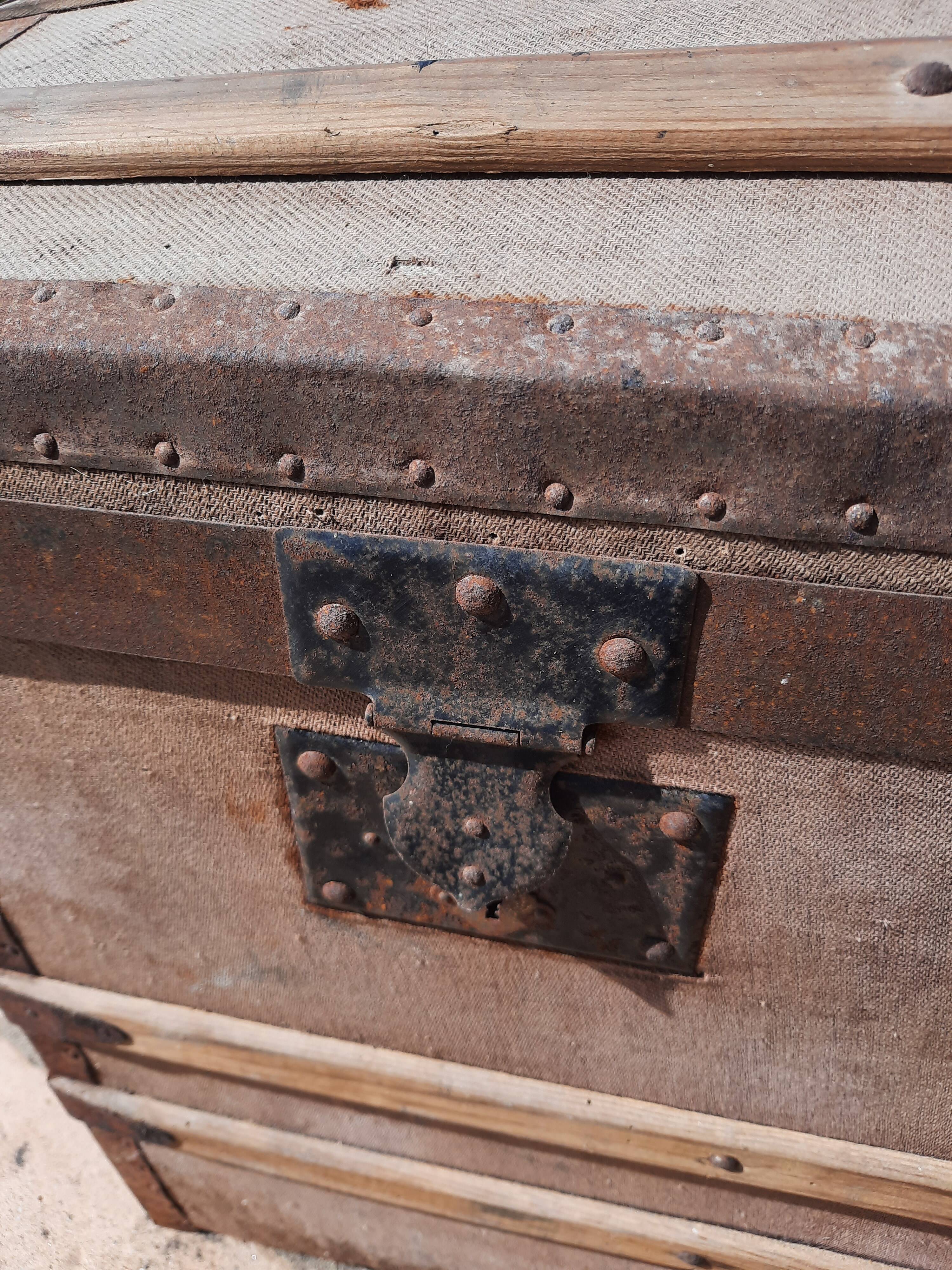 Old bomb travel trunk