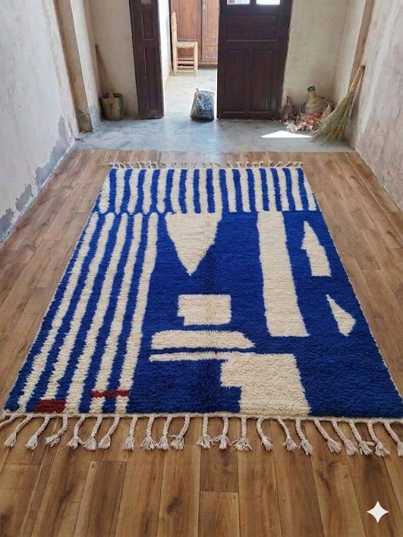 Beni Ourain Berber rug made of pure wool, handmade, 200/300 cm.