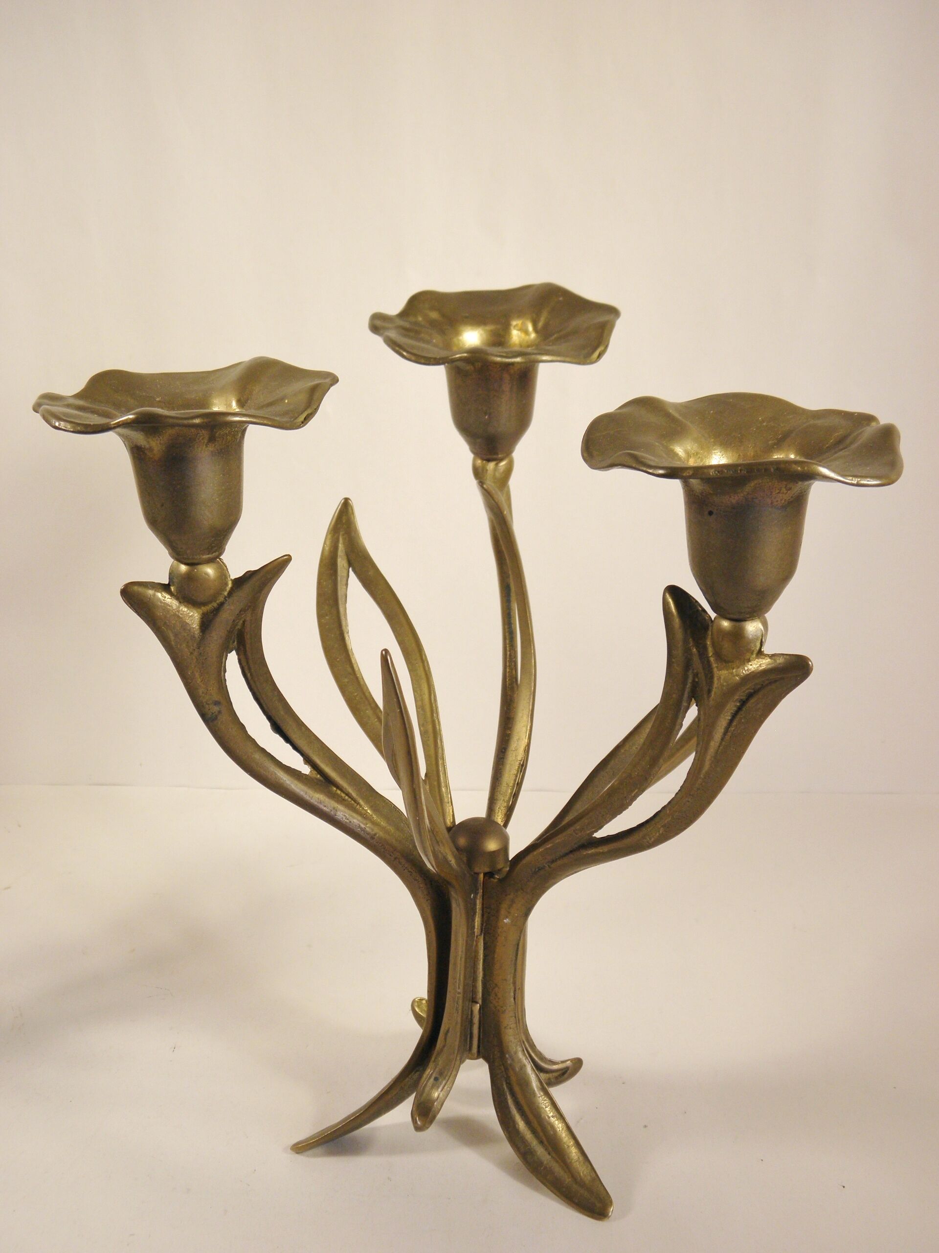 Pair of candlesticks three fires in brass