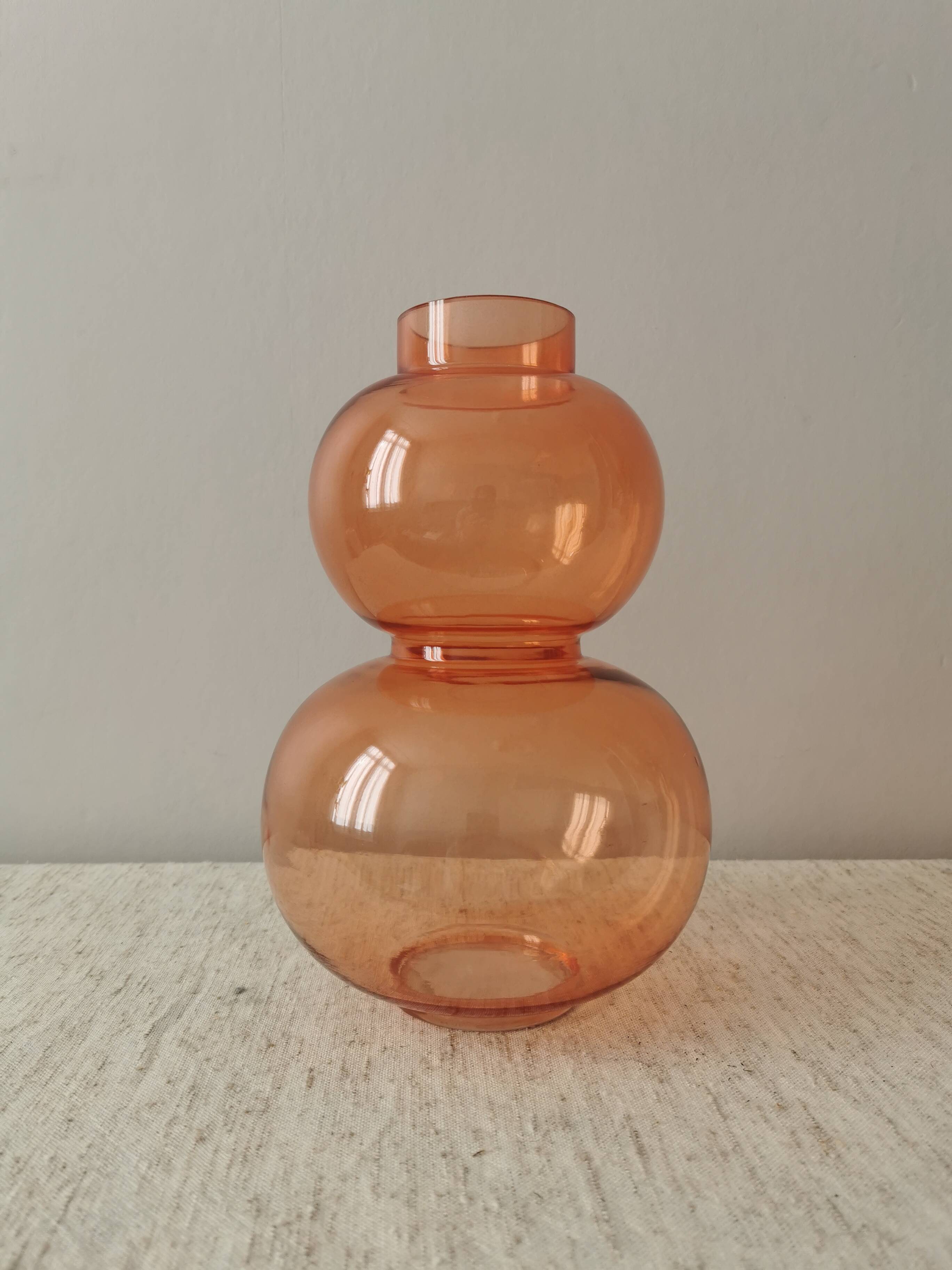 Second hand vase
