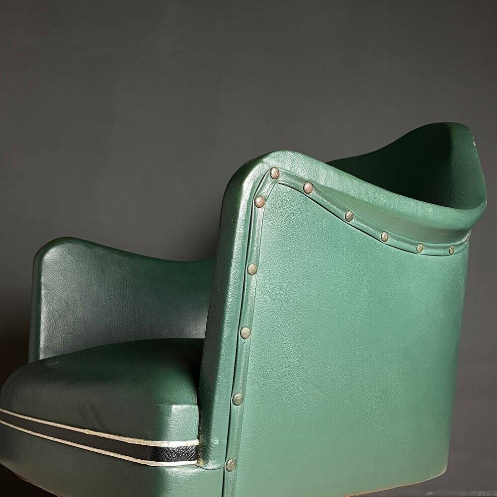 Mid-century green swivel office chair attributed to Umberto Mascagni, Italy, 1950s.