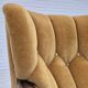Fauteuil relax danois des années 60, revêtement en velours jaune honning, bois de chêne.