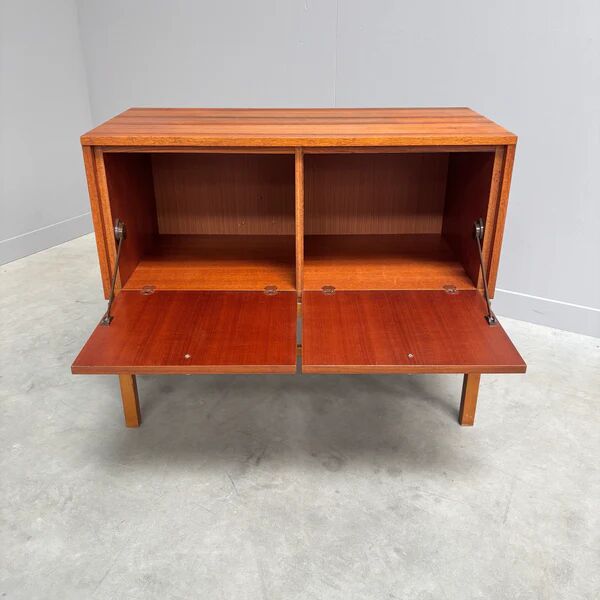 Small teak sideboard / cabinet from the 1960s