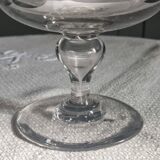 Ancienne coupe à fruits ou autre , cristal soufflé taillé , jambe bullée