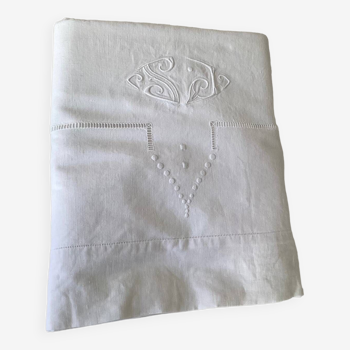 Ancien drap brodé monogrammé