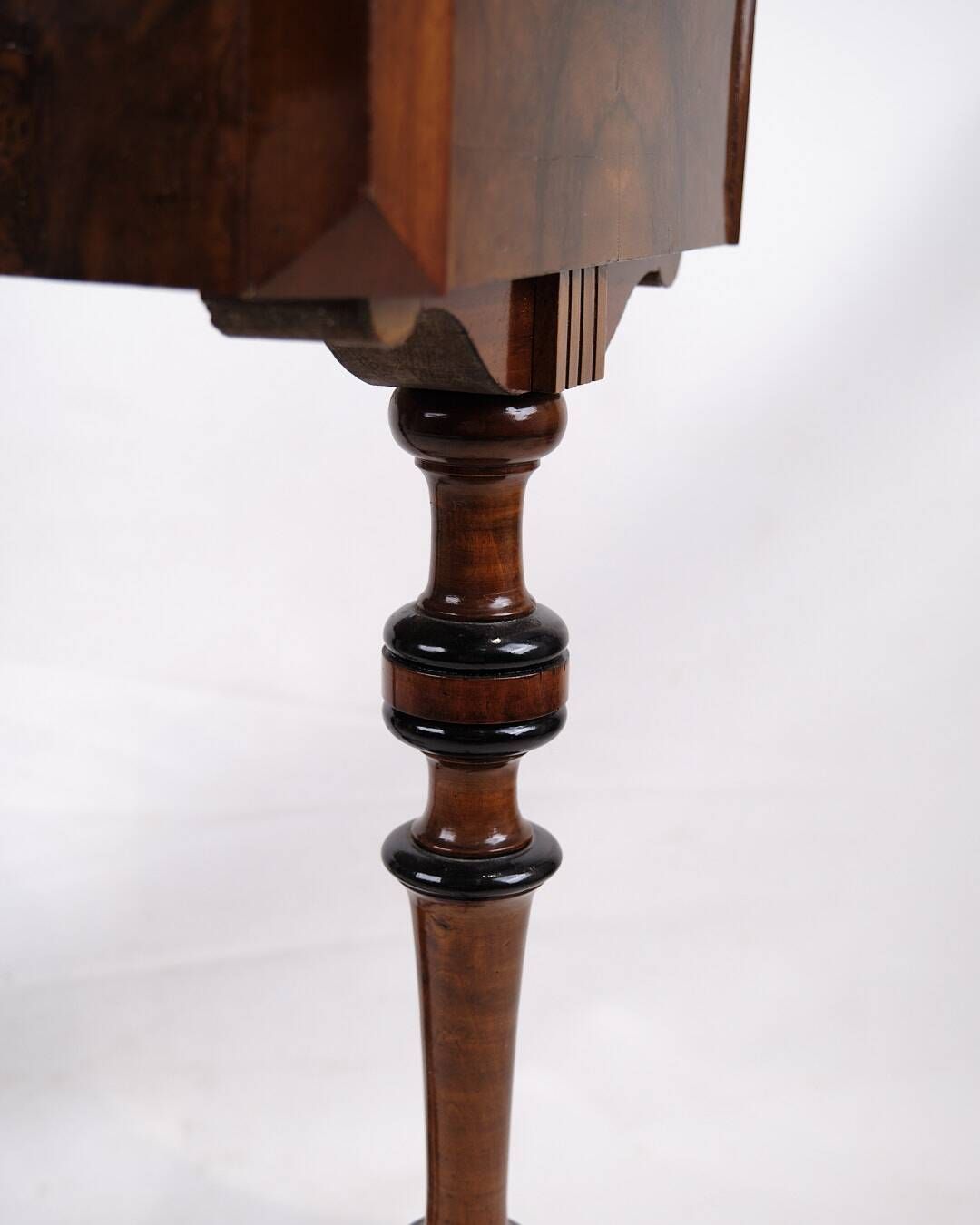 Antique sewing/side table with built-in storage - hand polished mahogany - turned legs - year 1890s