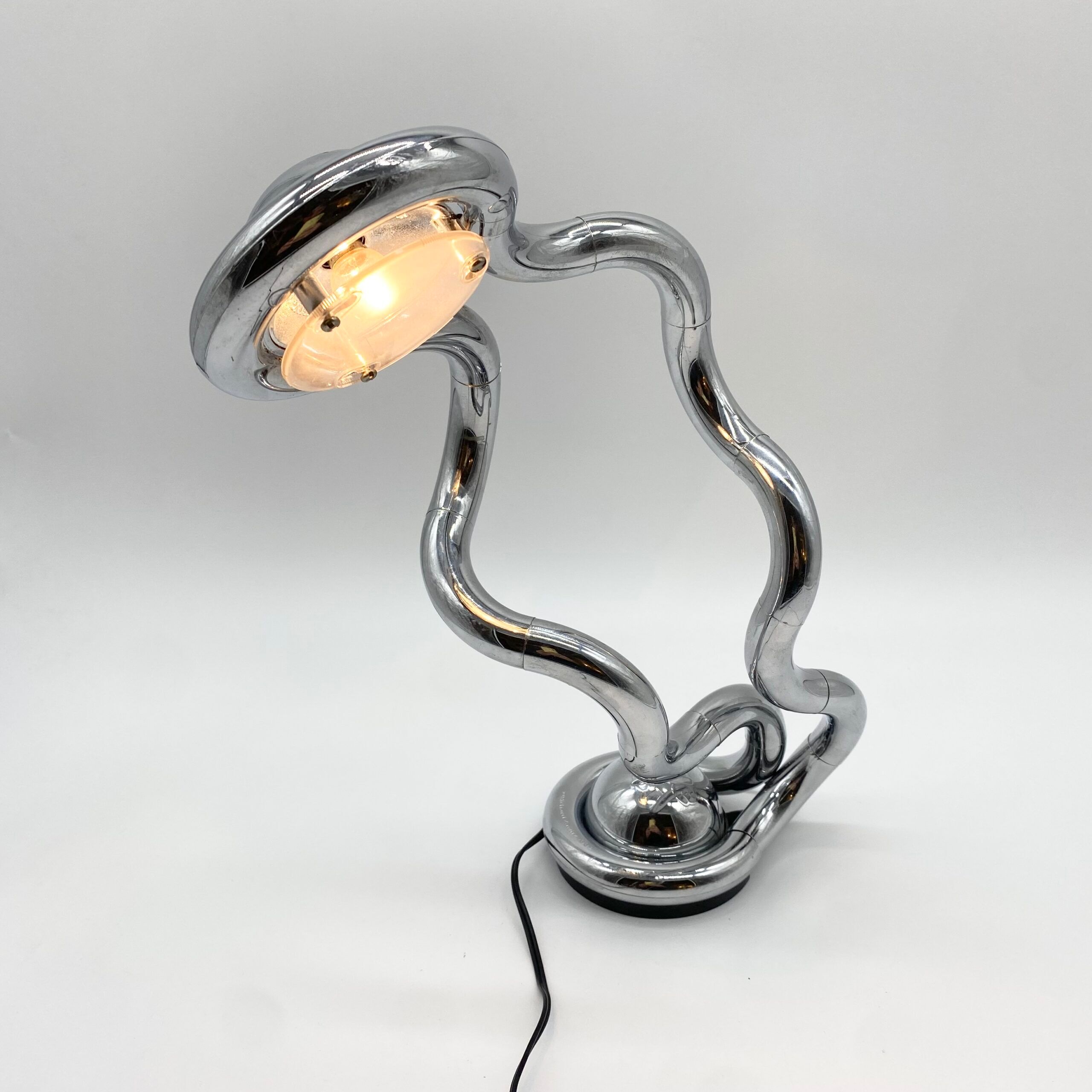 "Tangle" lamp by Richard Zawitz, 1991
