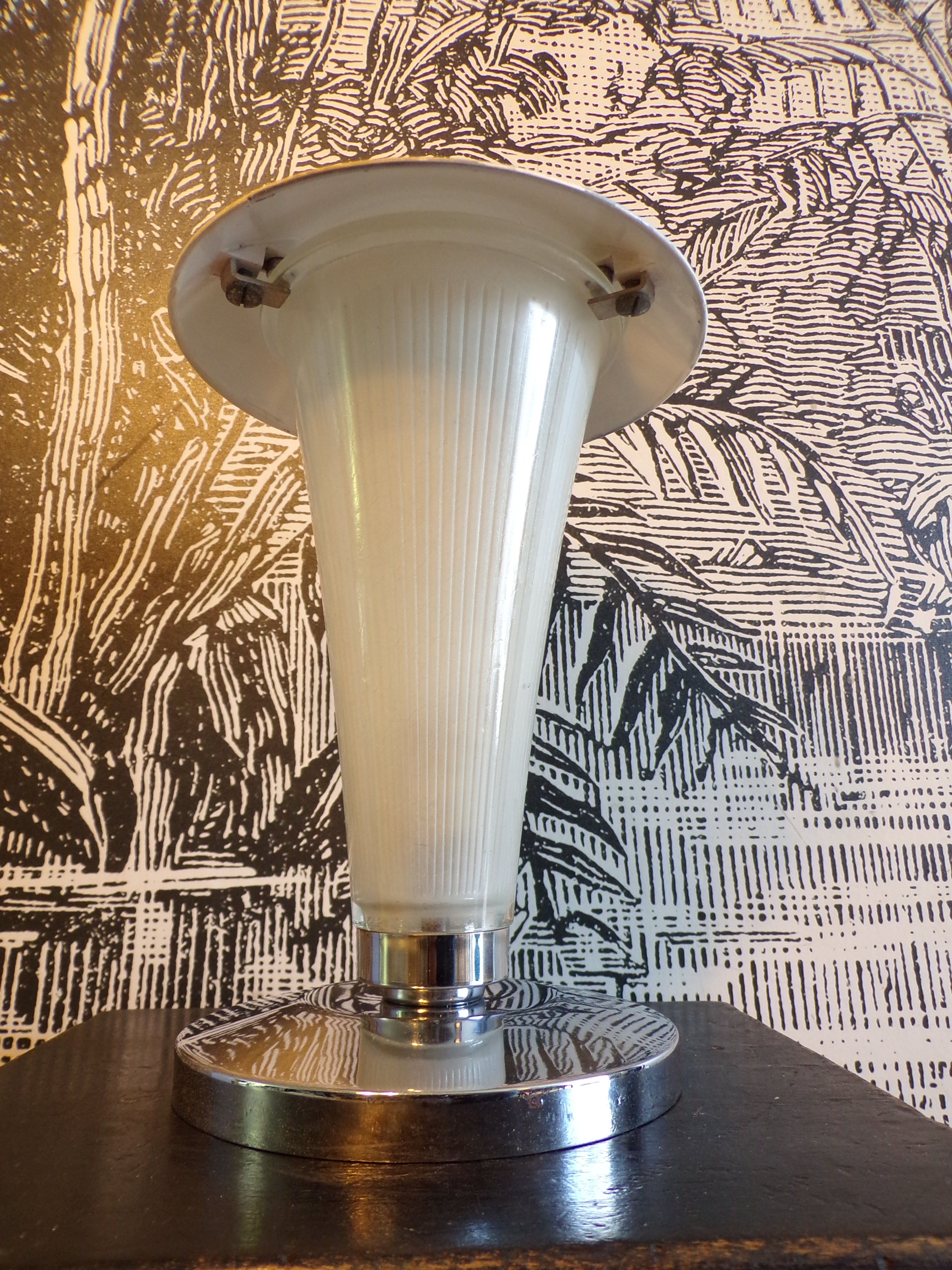 Bauhaus style lamp