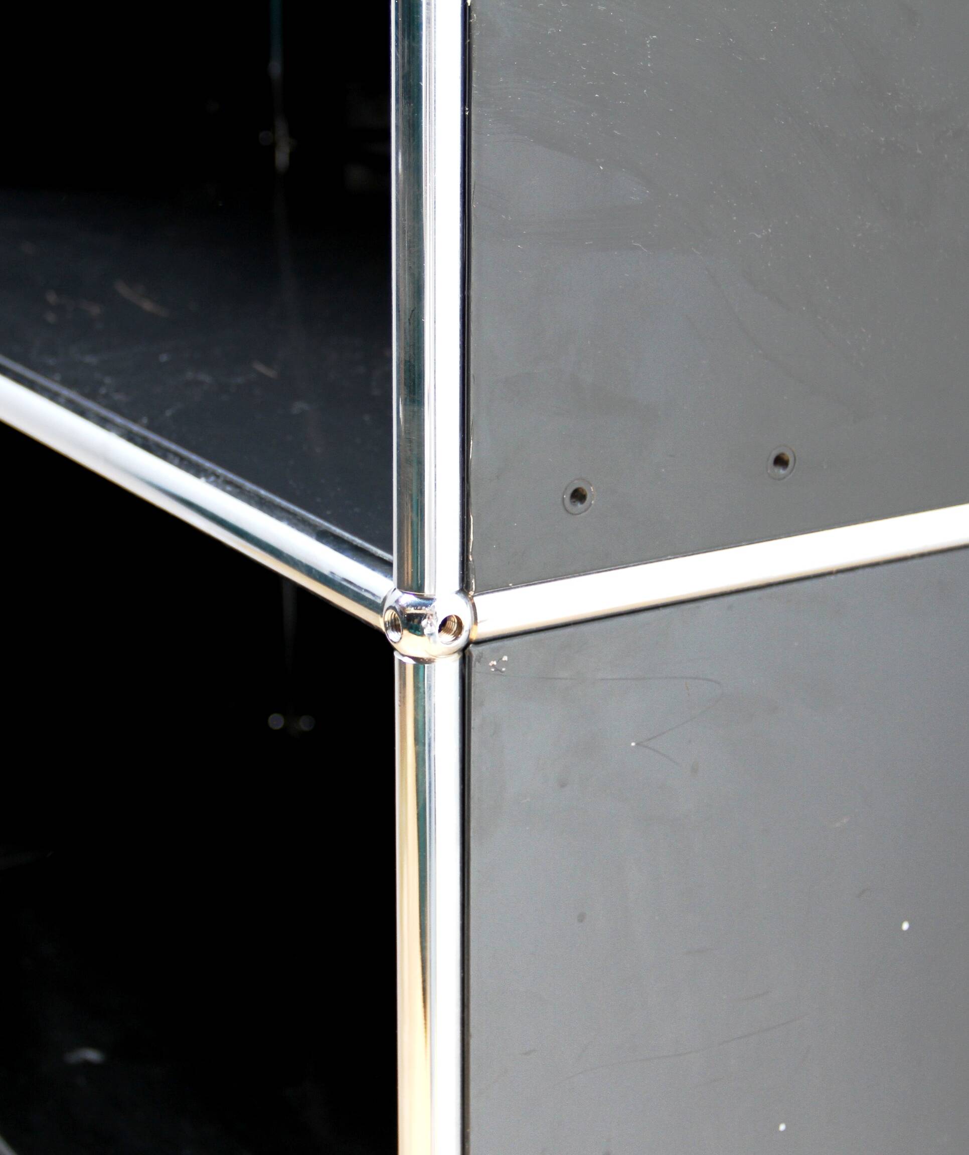 USM Haller storage unit