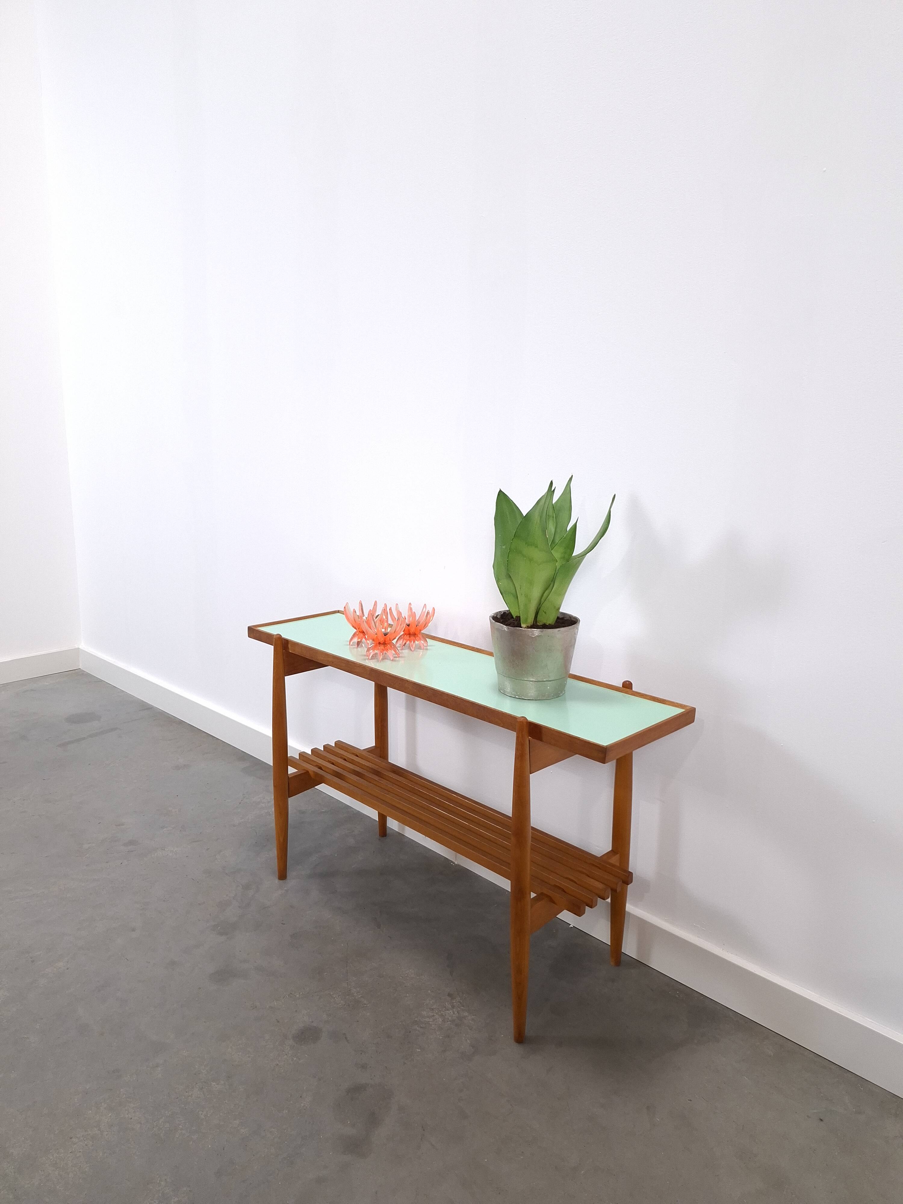 Vintage houten side table met mintgroen formica blad