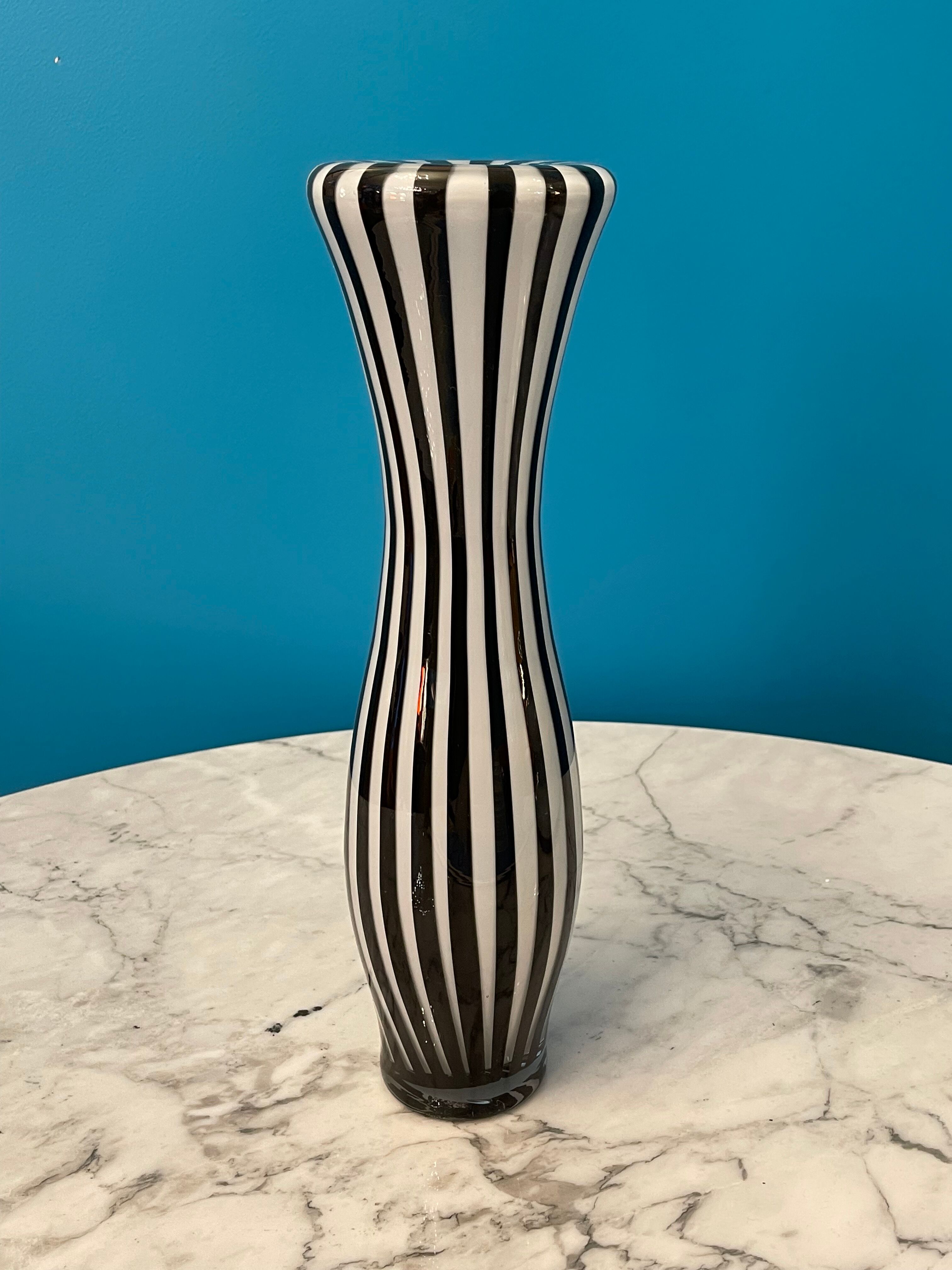 Leonardo zebra vase
