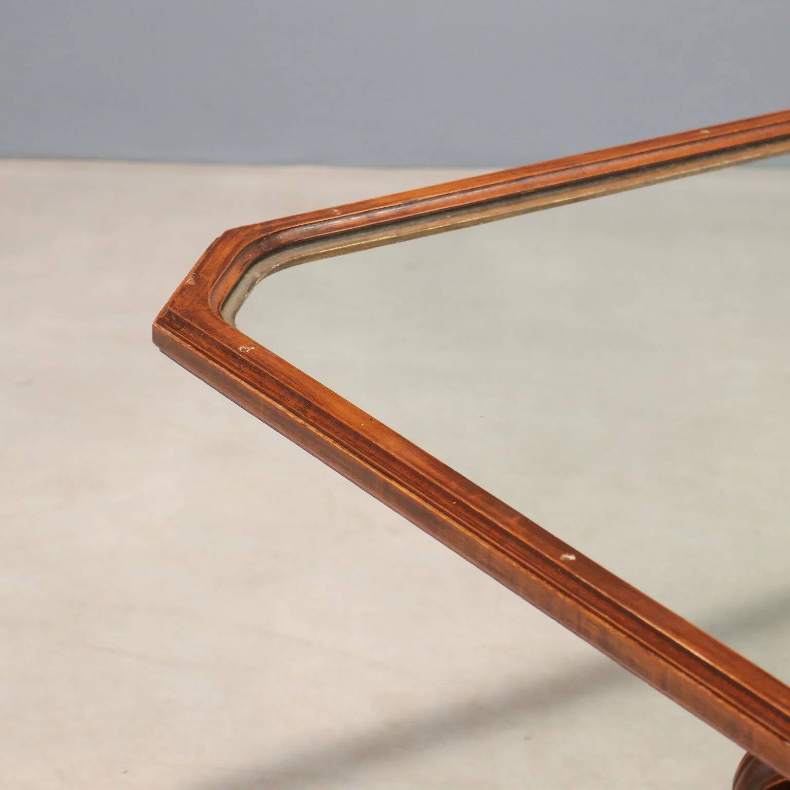 Table basse ancienne en verre et bois, Italie, XXe siècle
