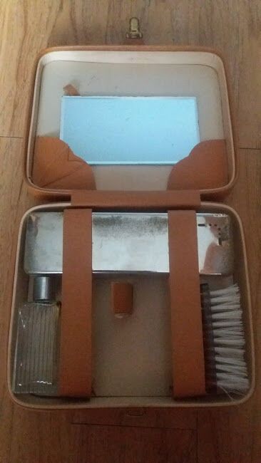 Necessary toilet case