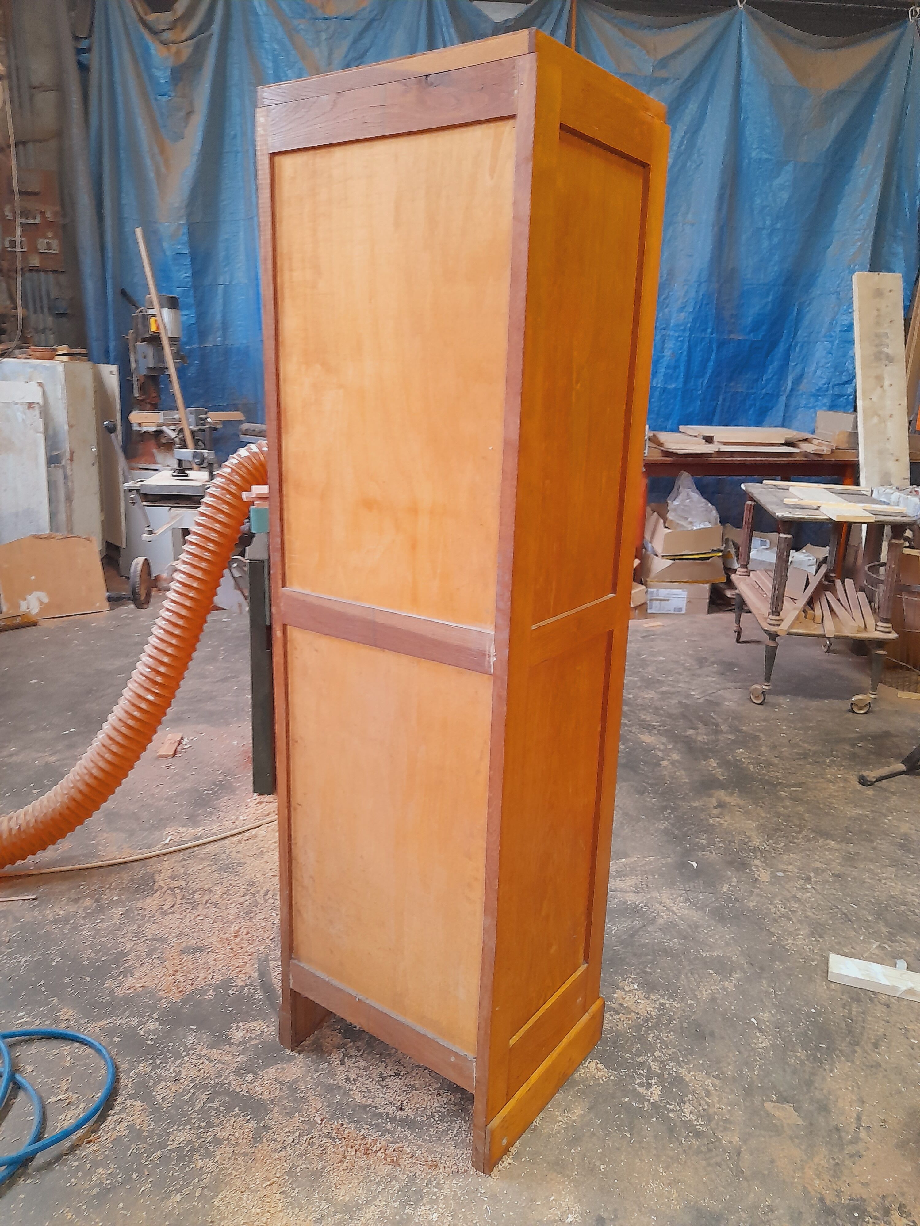 Wooden curtain binder