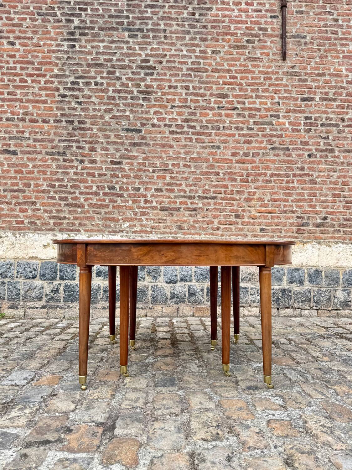 Table de salle à manger en acajou massif d’époque Louis XVI XVIII eme