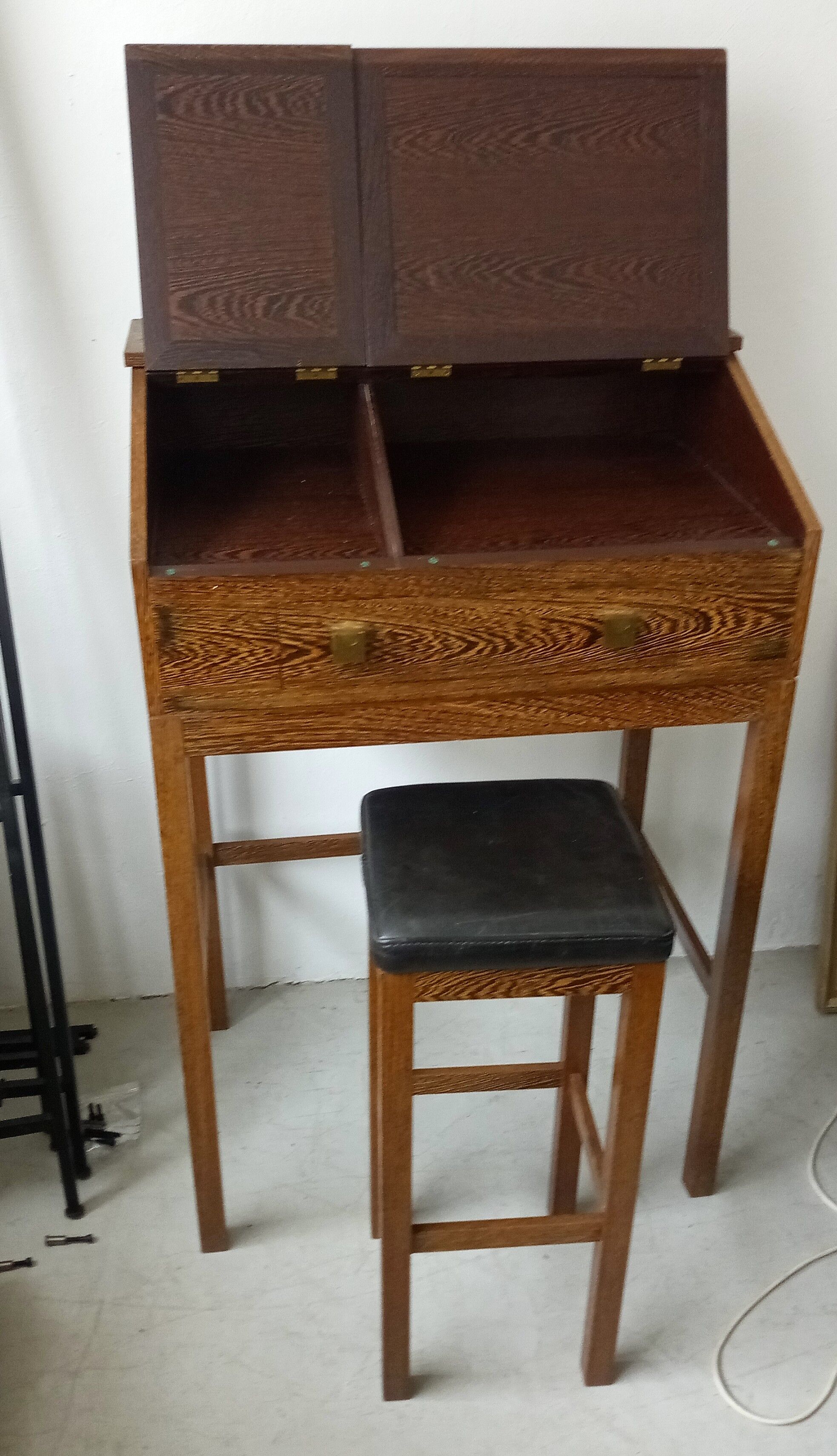 Secretary desk with stool in macasar from the 60s