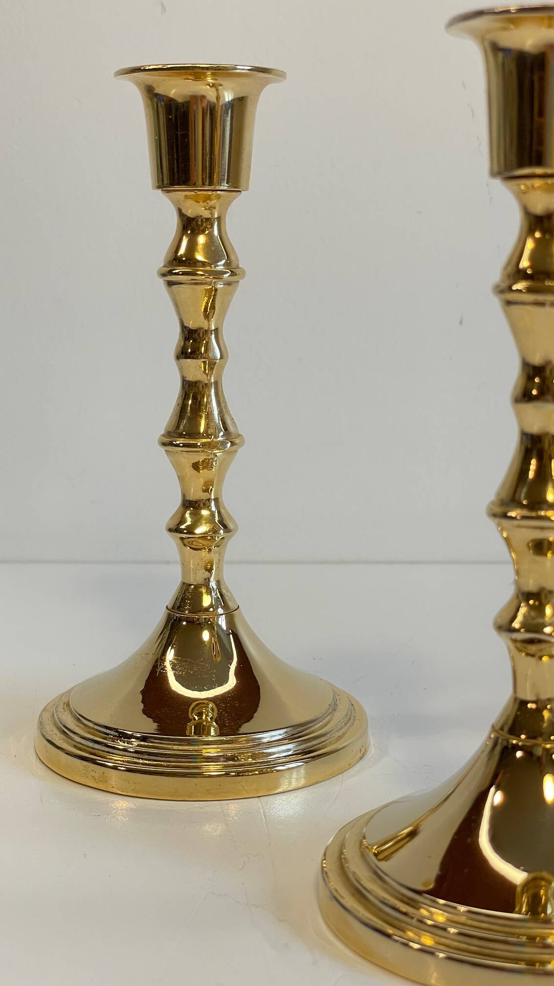 Paire de bougeoirs métal doré vintage