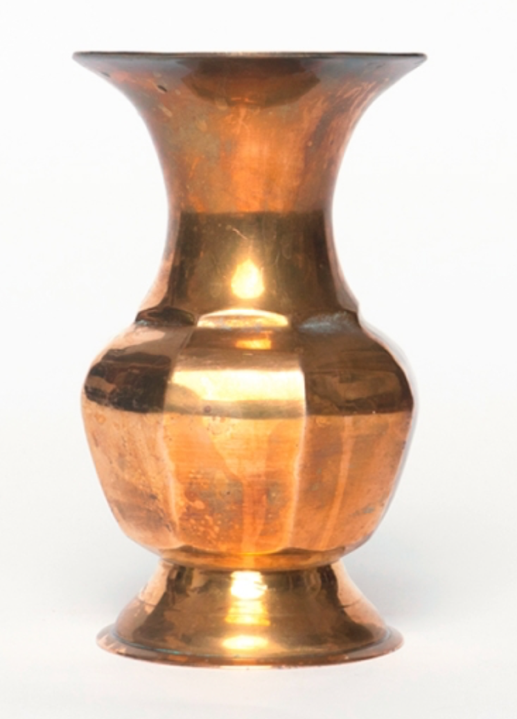 Decanter vintage brass