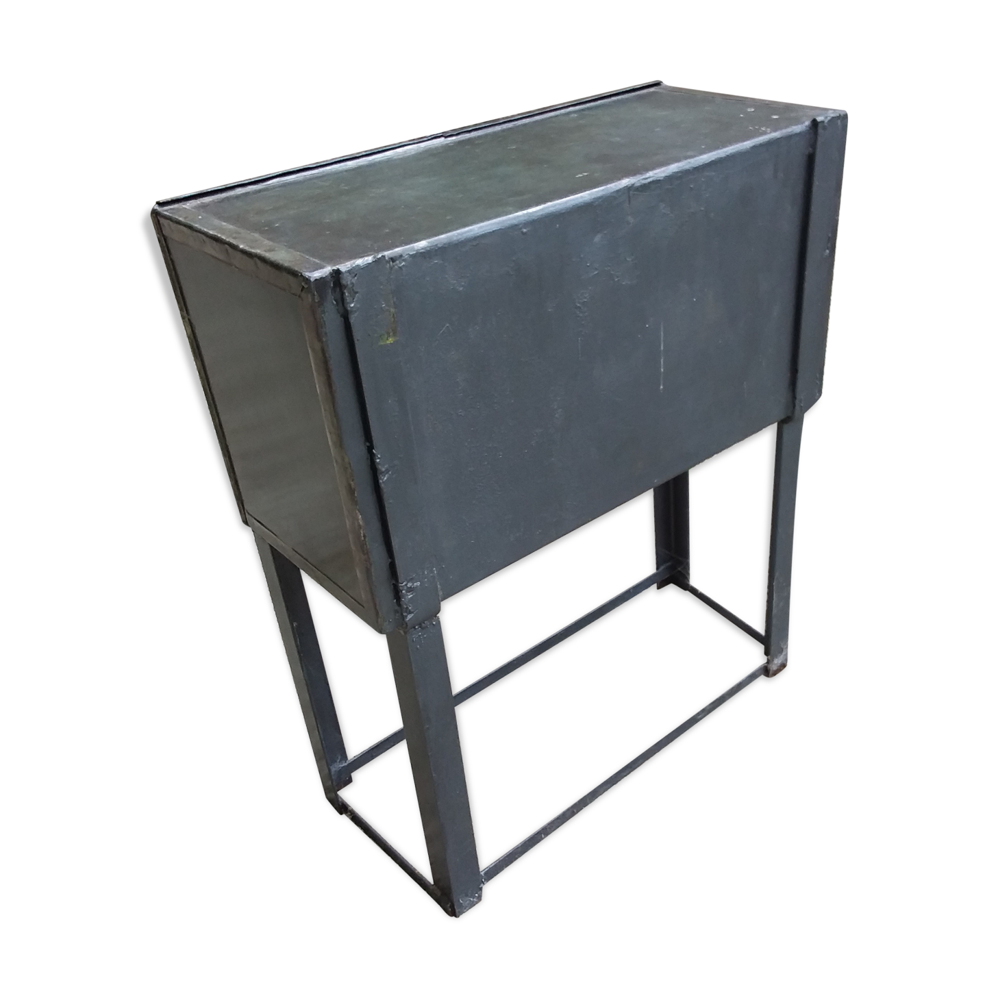 Small factory cabinet