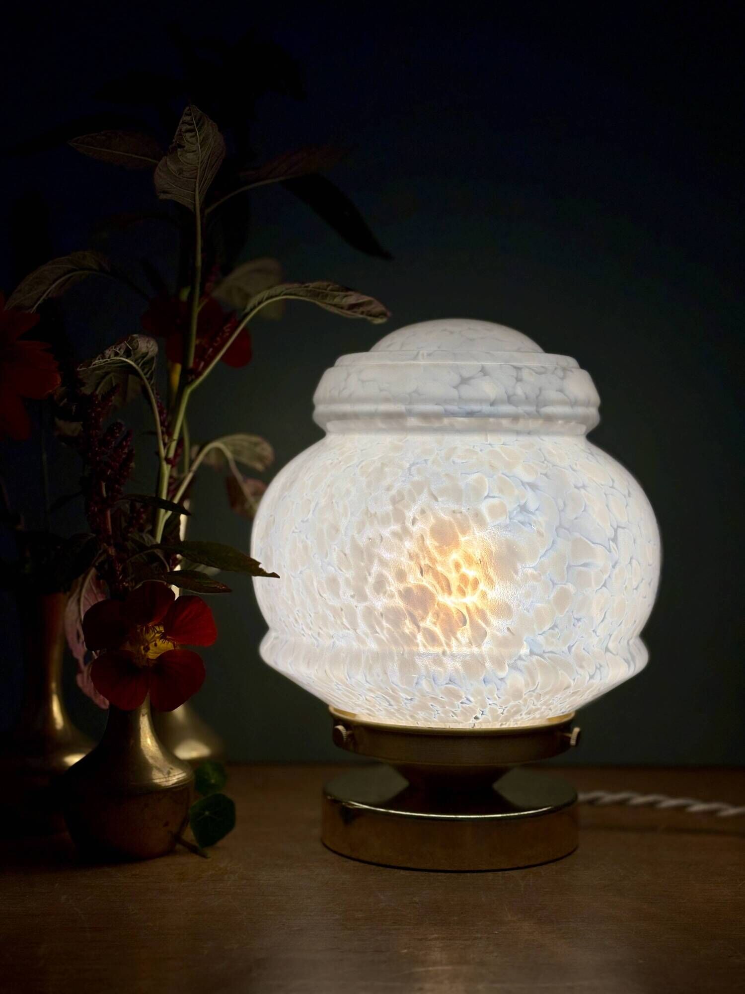 Vintage Art Deco globe table lamp in white Clichy glass