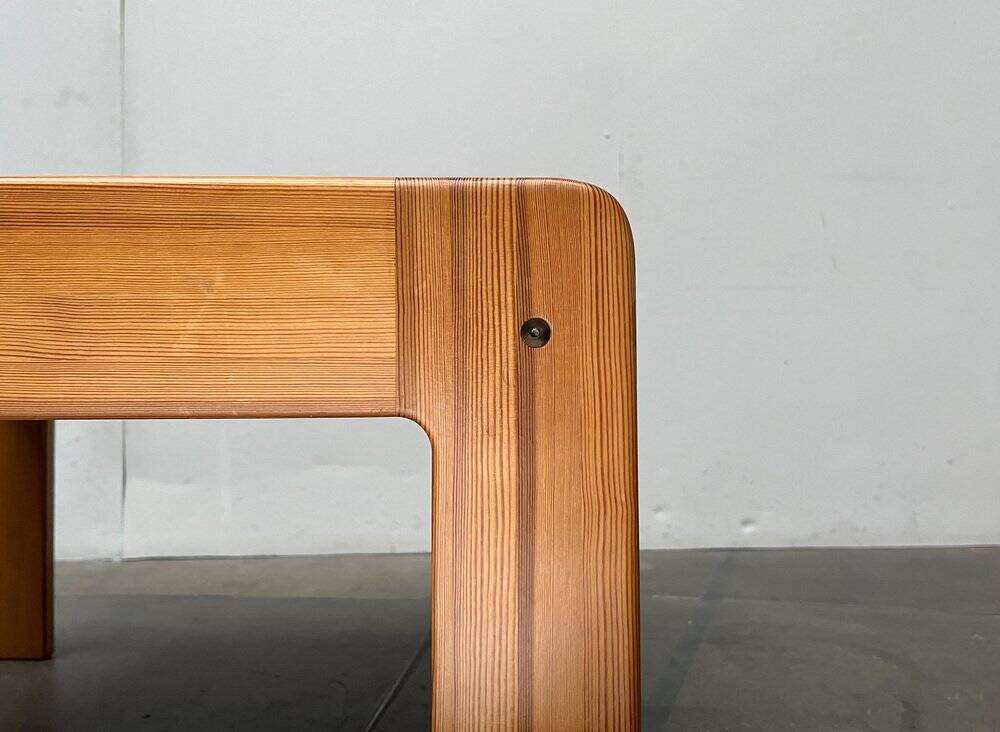 Vintage coffee table in Swedish pine by Yngve Ekström for Swedese, 1970s.