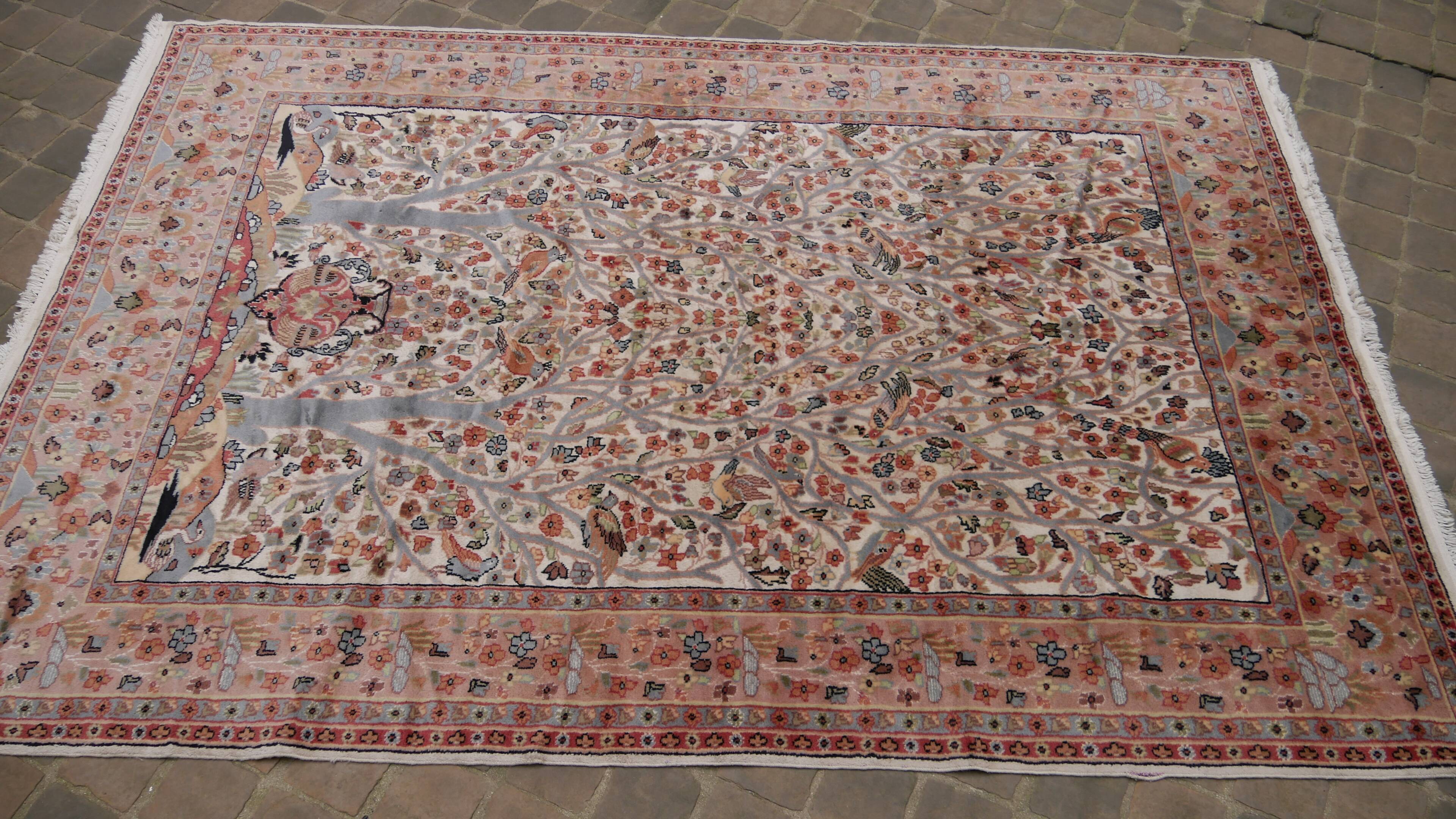 Pakistan Handmade Oriental Carpet 2.72 x 1.88 m