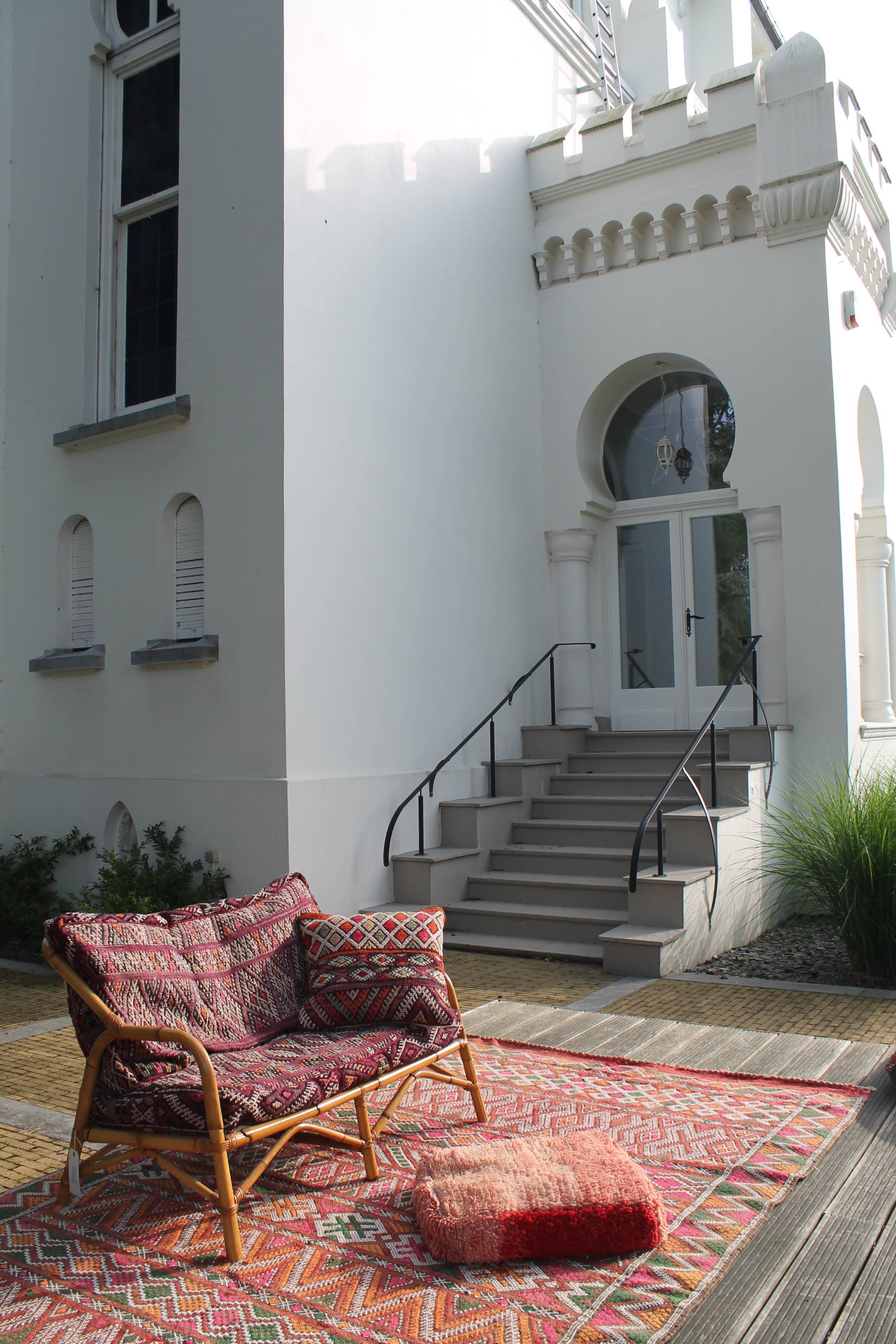 Vintage bamboo sofa 90
