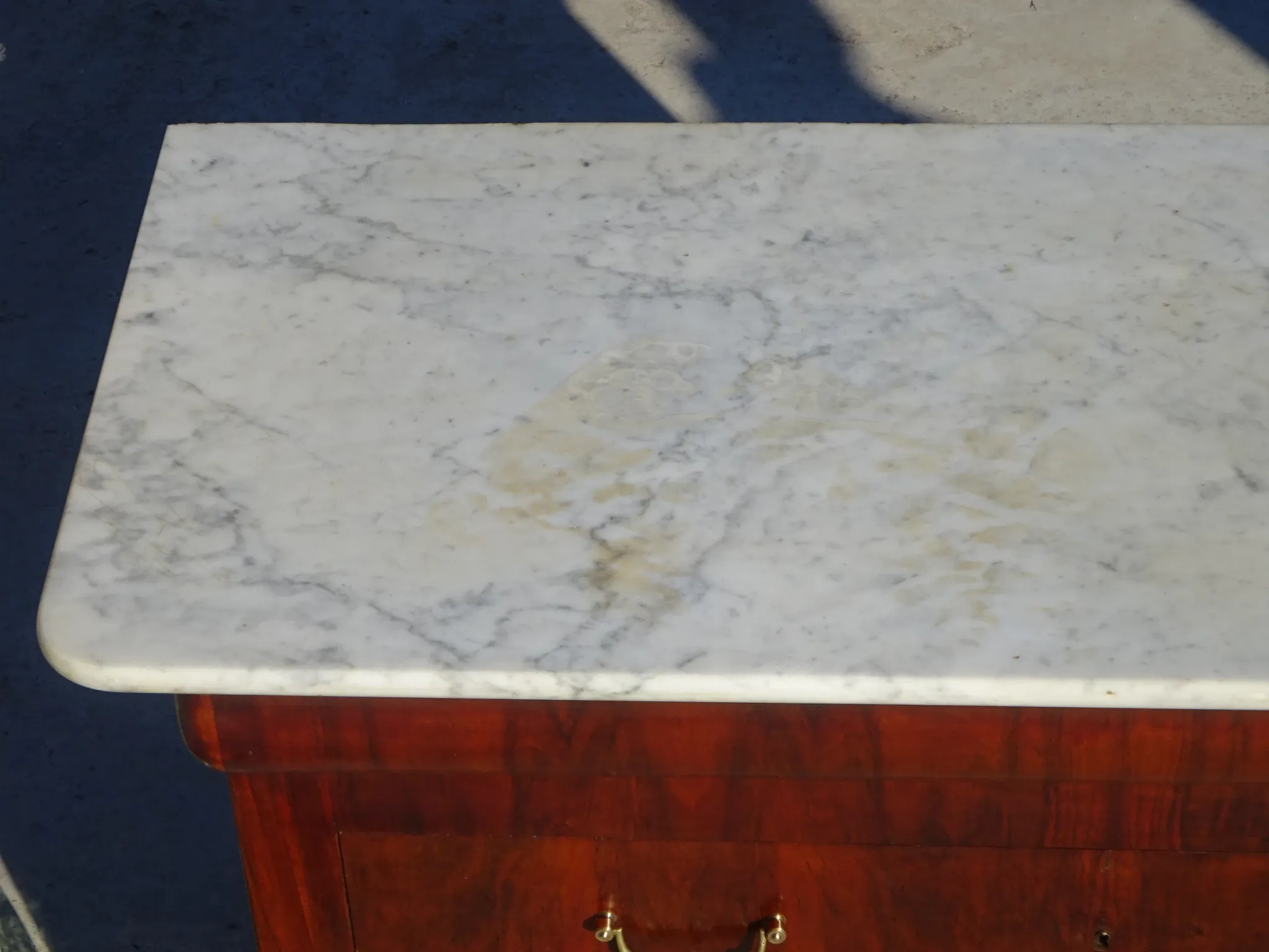 Commode style Louis Philippe en acajou