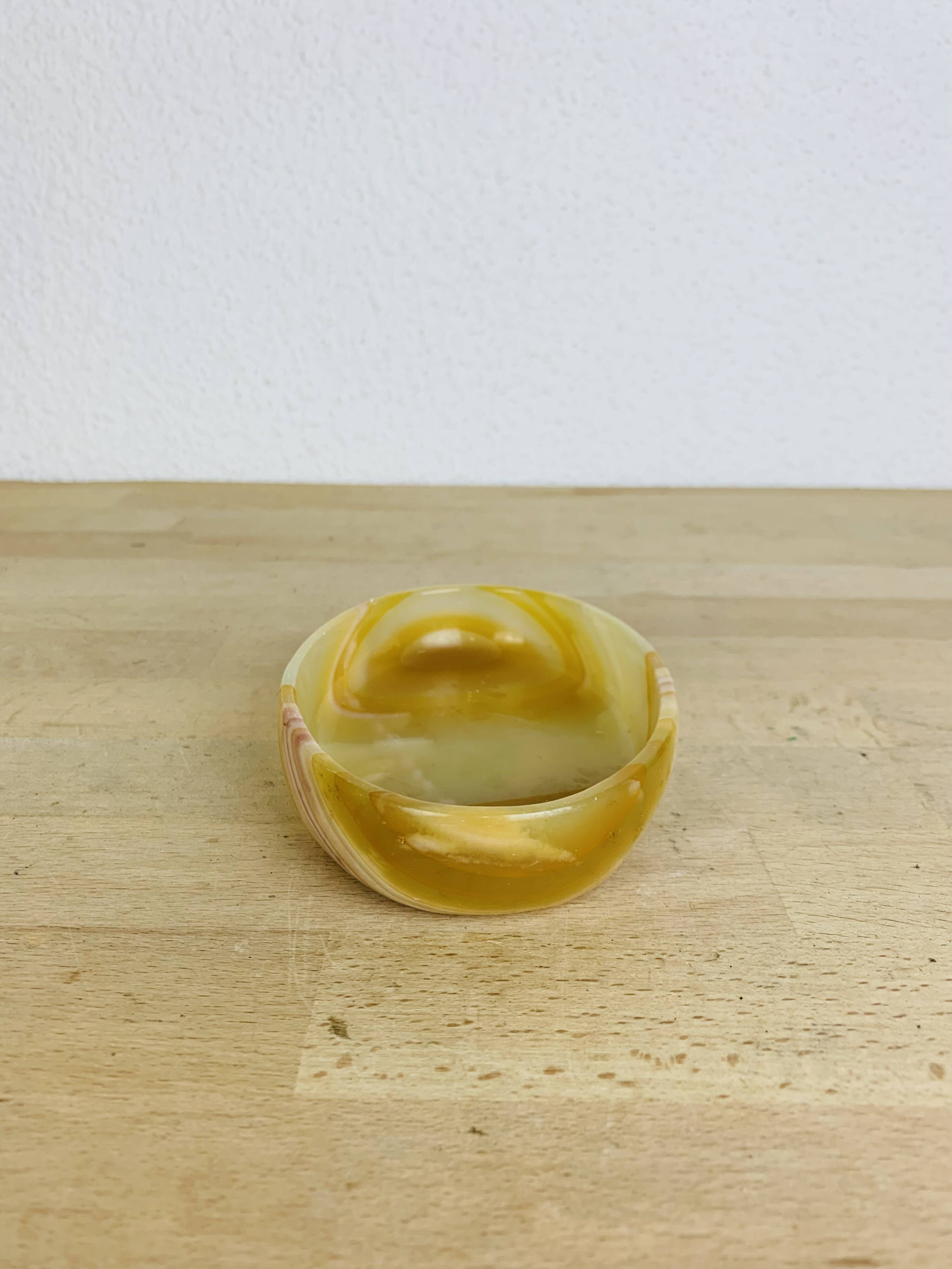 Vintage Onyx stone pocket emptier