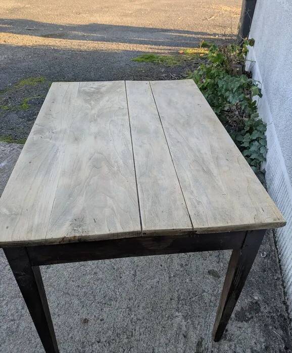 Farmhouse table