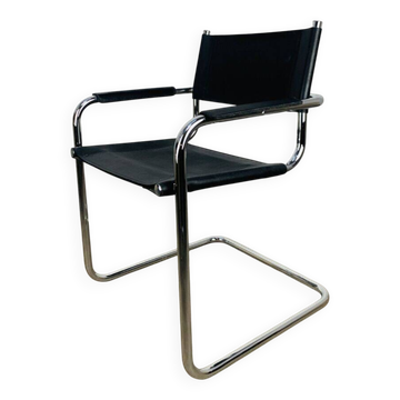 Vintage black leather and chrome metal cantilever chair, type B34.