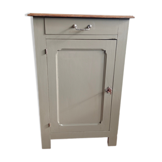 Parisian chest green of gray