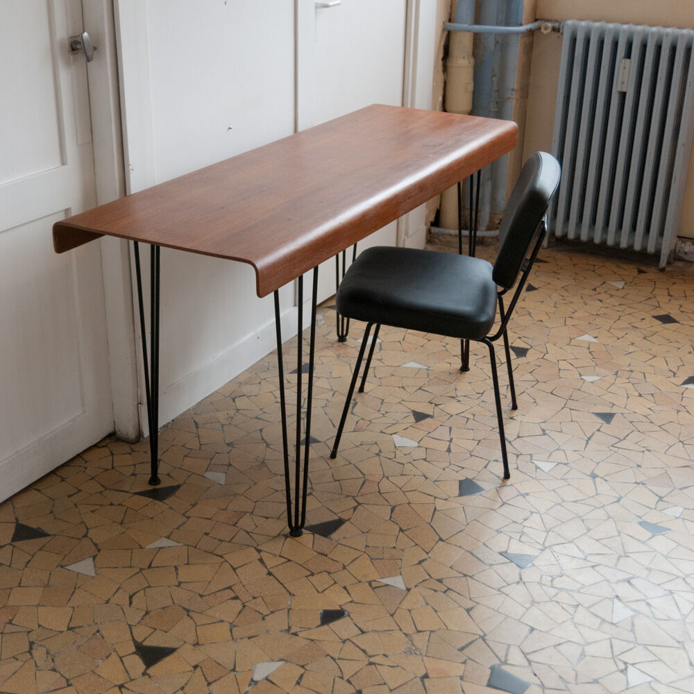 Vintage hairpin office