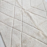 Moroccan Berber carpet blessed ouarain ecru plain with engraved diamonds 302x210cm