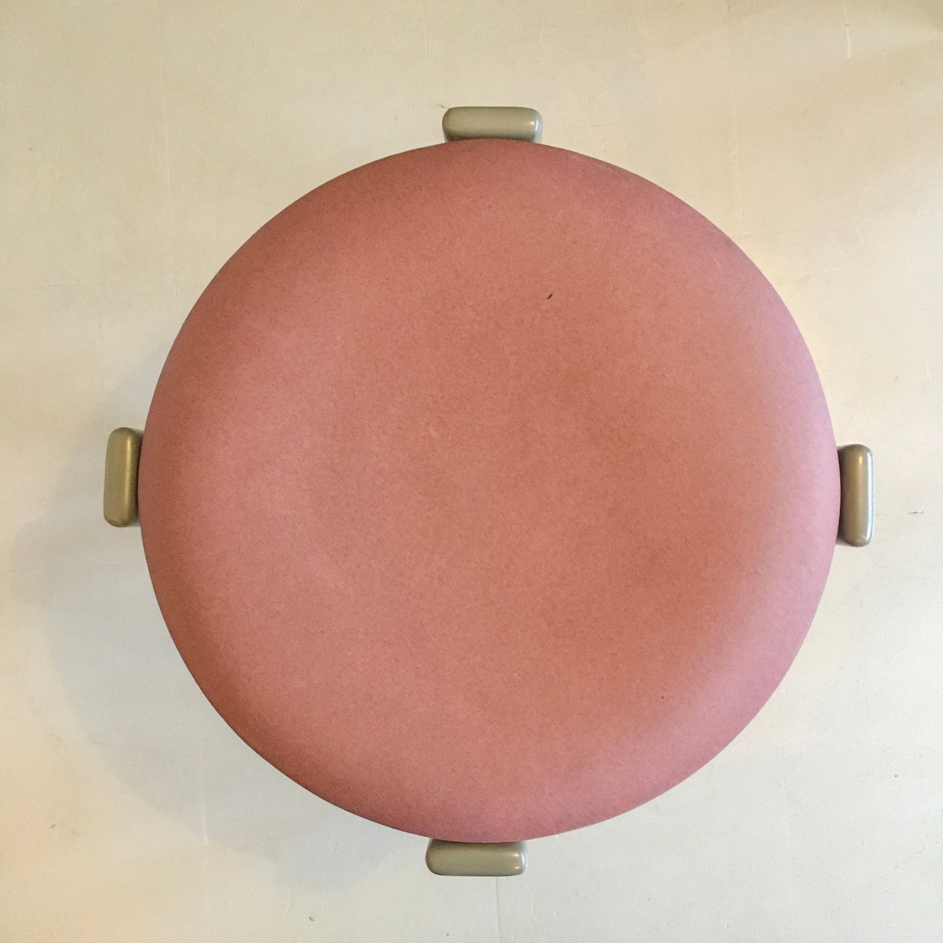 Tabouret version rose par Bruno Rey pour Dietiker, Suisse, 1970s