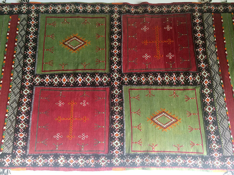 Vintage Berber kilim carpet 110x210cm